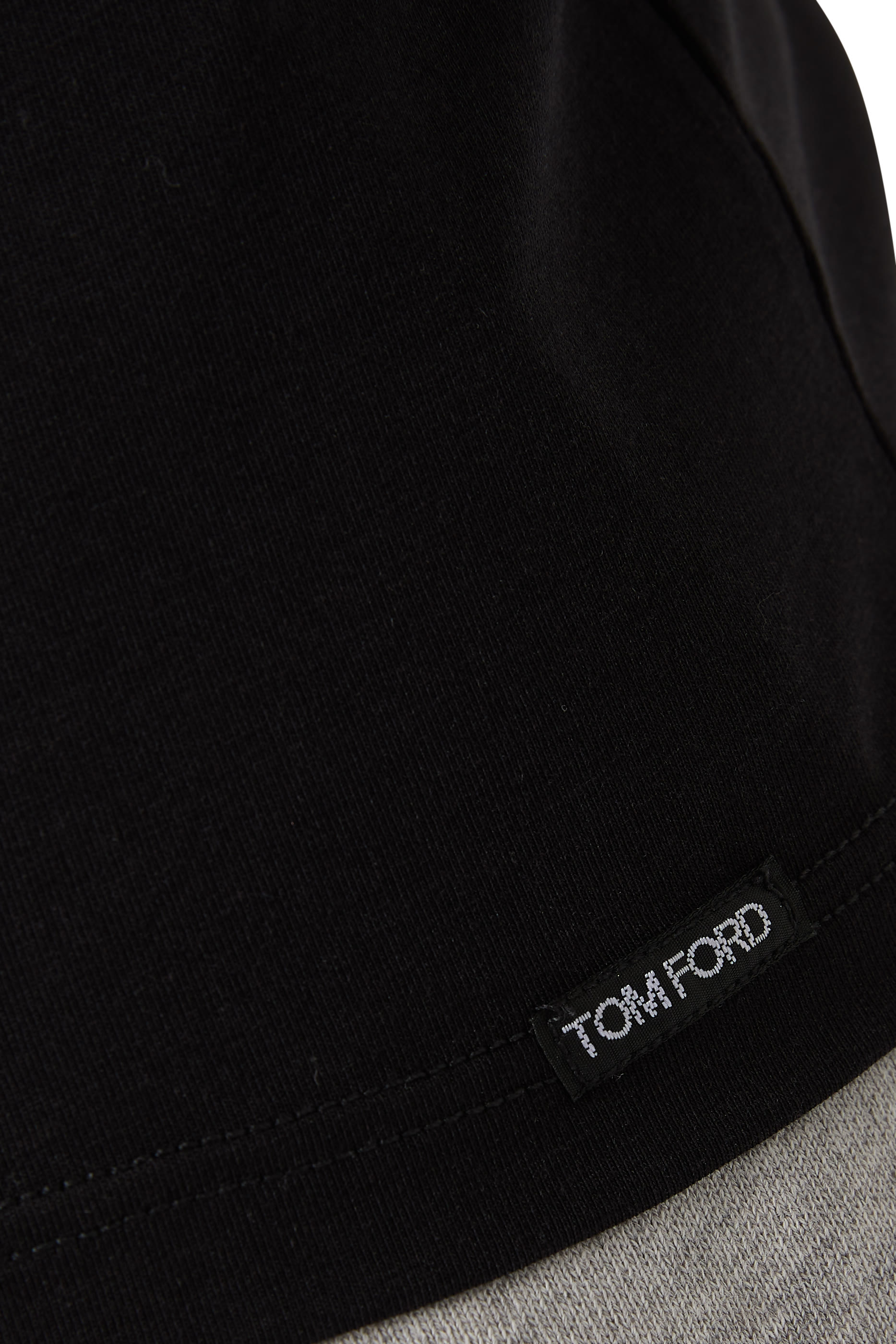 تيشيرت بياقة ضيقة قطن مودال