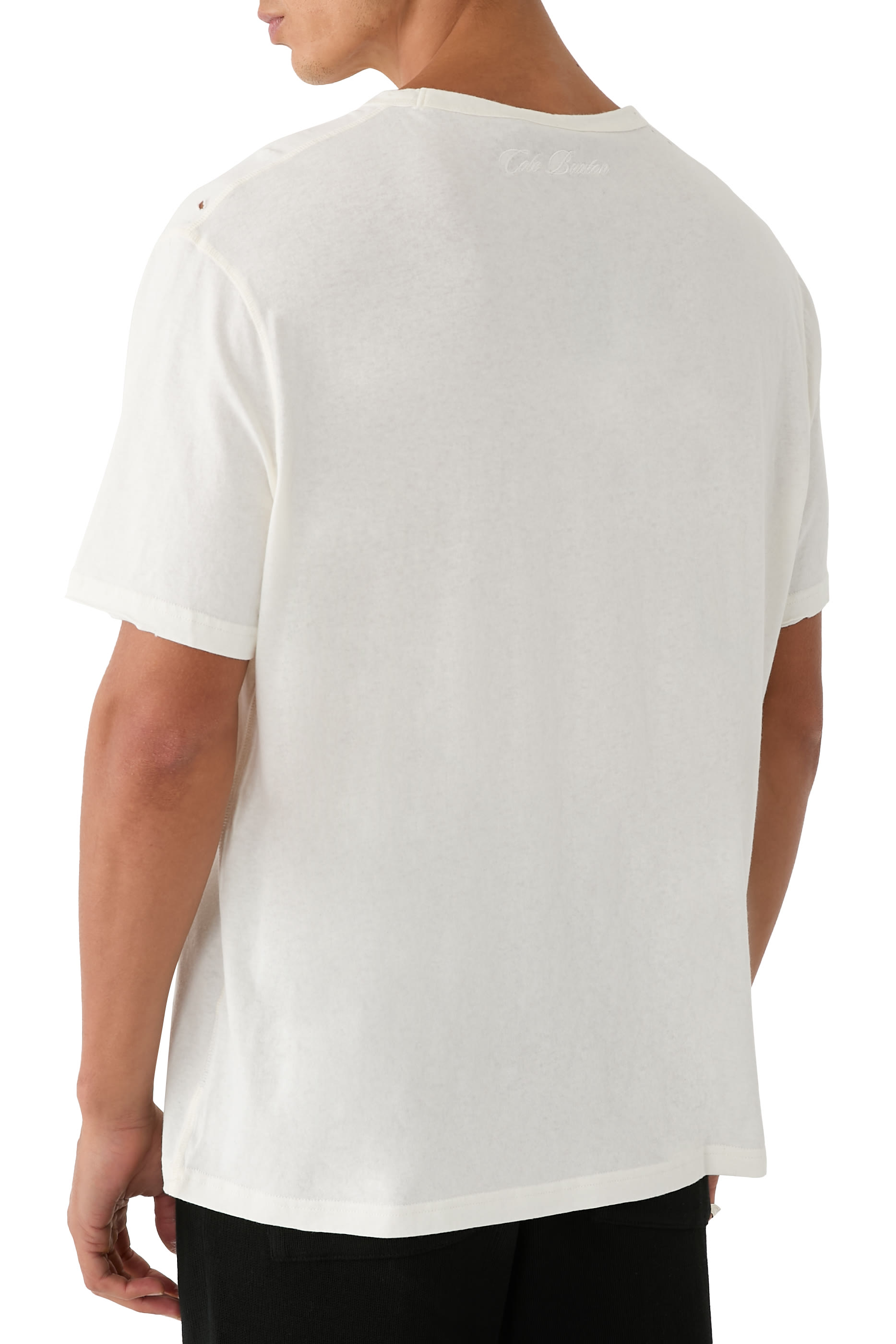 تيشيرت كول بتفاصيل ممزقة