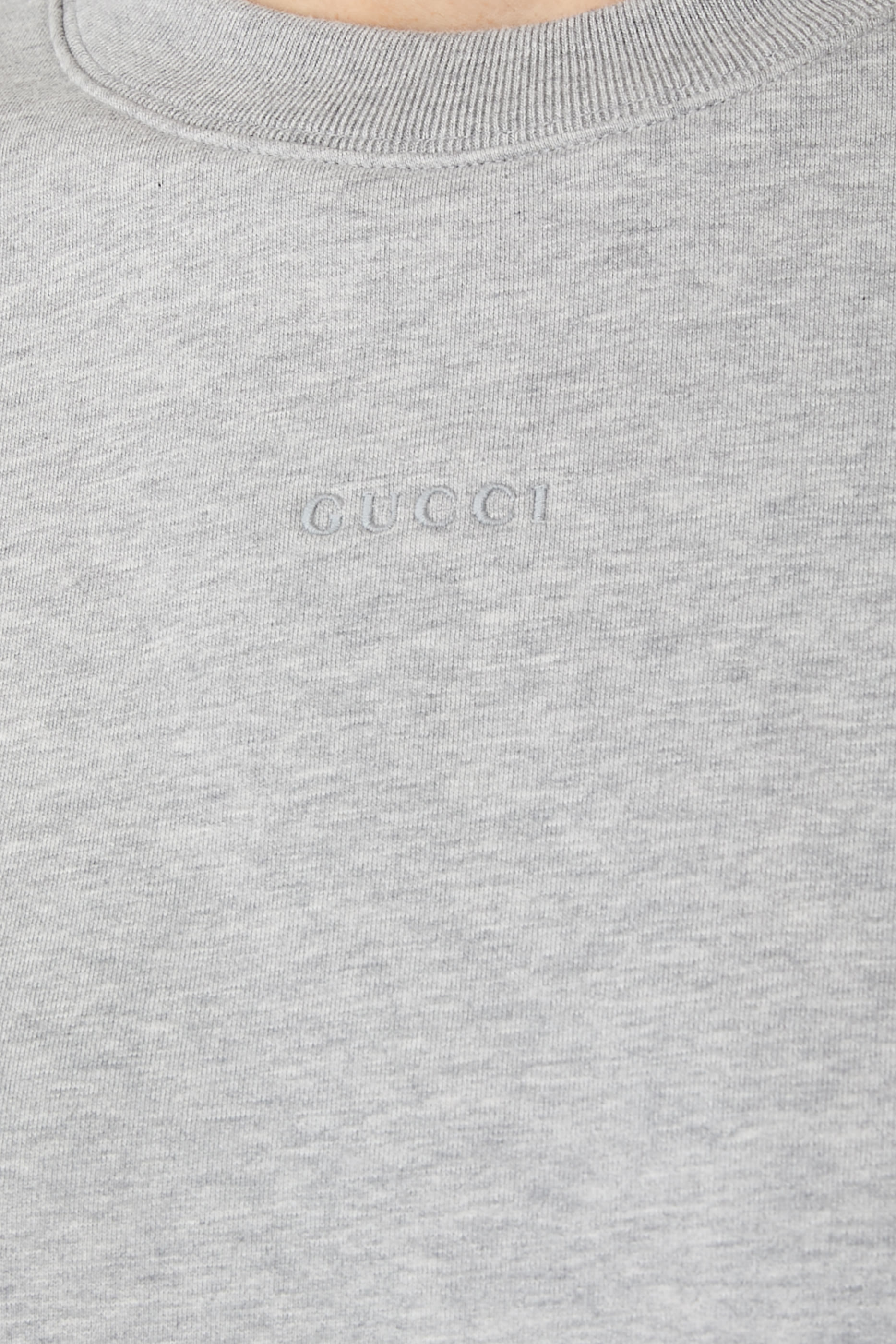 سويت شيرت مزين بحافة مخططة