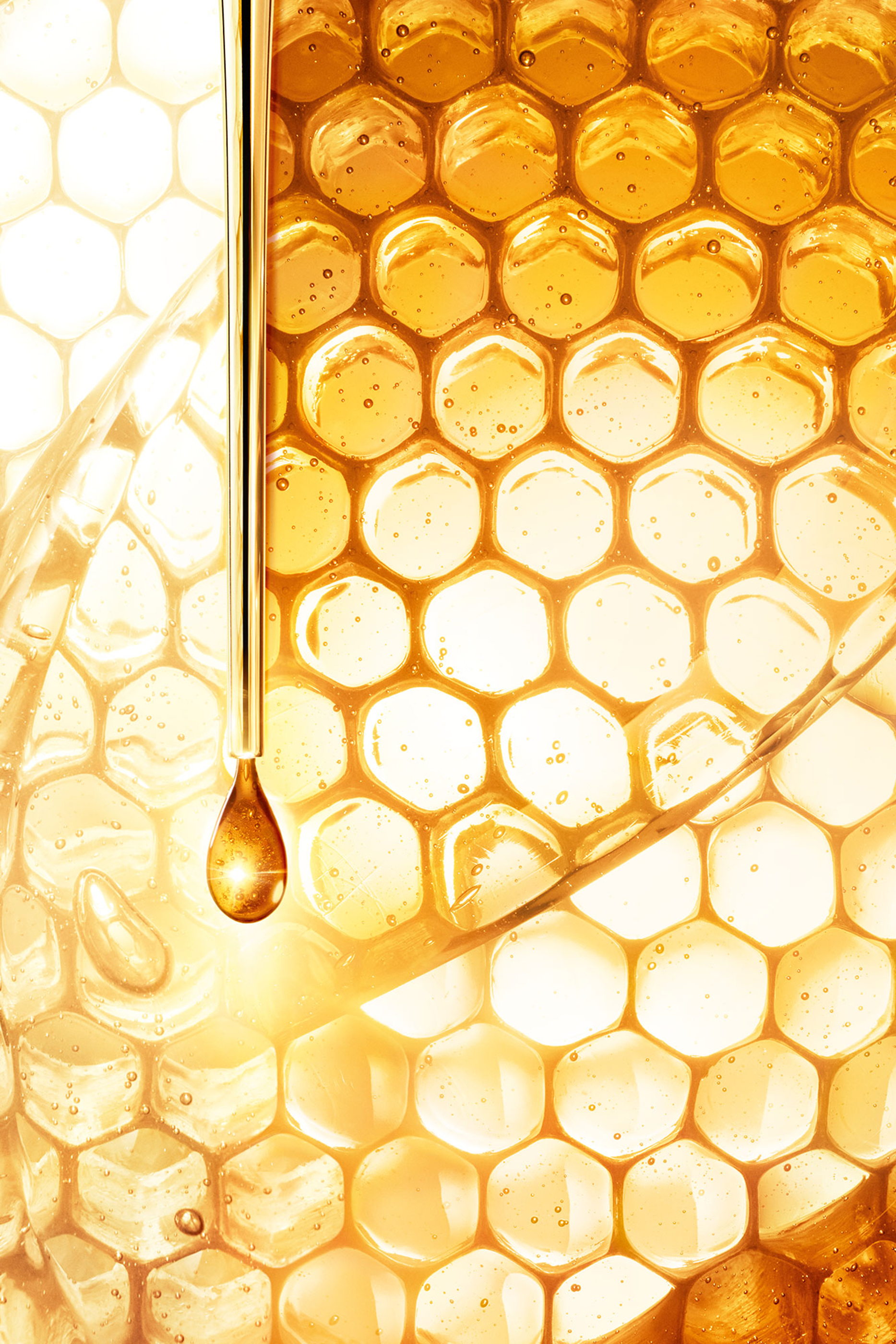 كريم أباي رويال لإصلاح وتفتيح البشرة