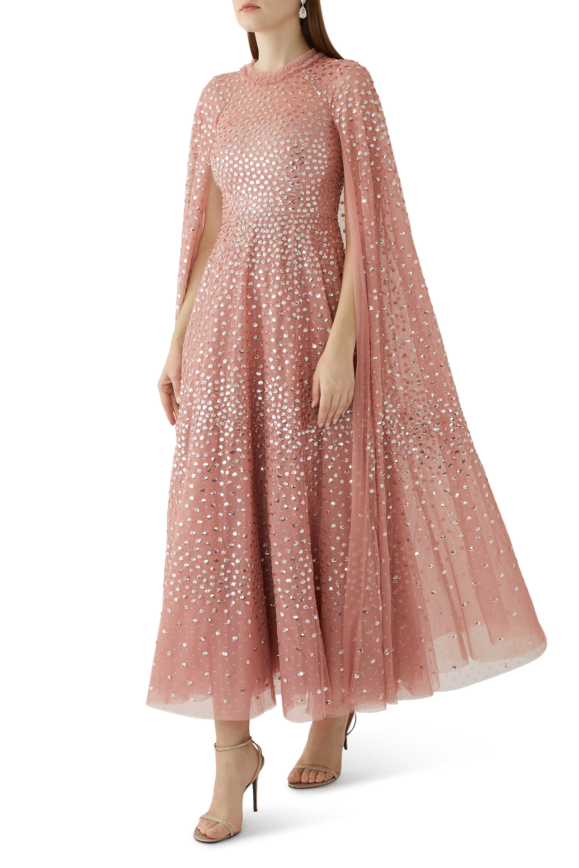 فستان سهرة بكاب ونقشة خطوط متناثرة بطول الكاحل