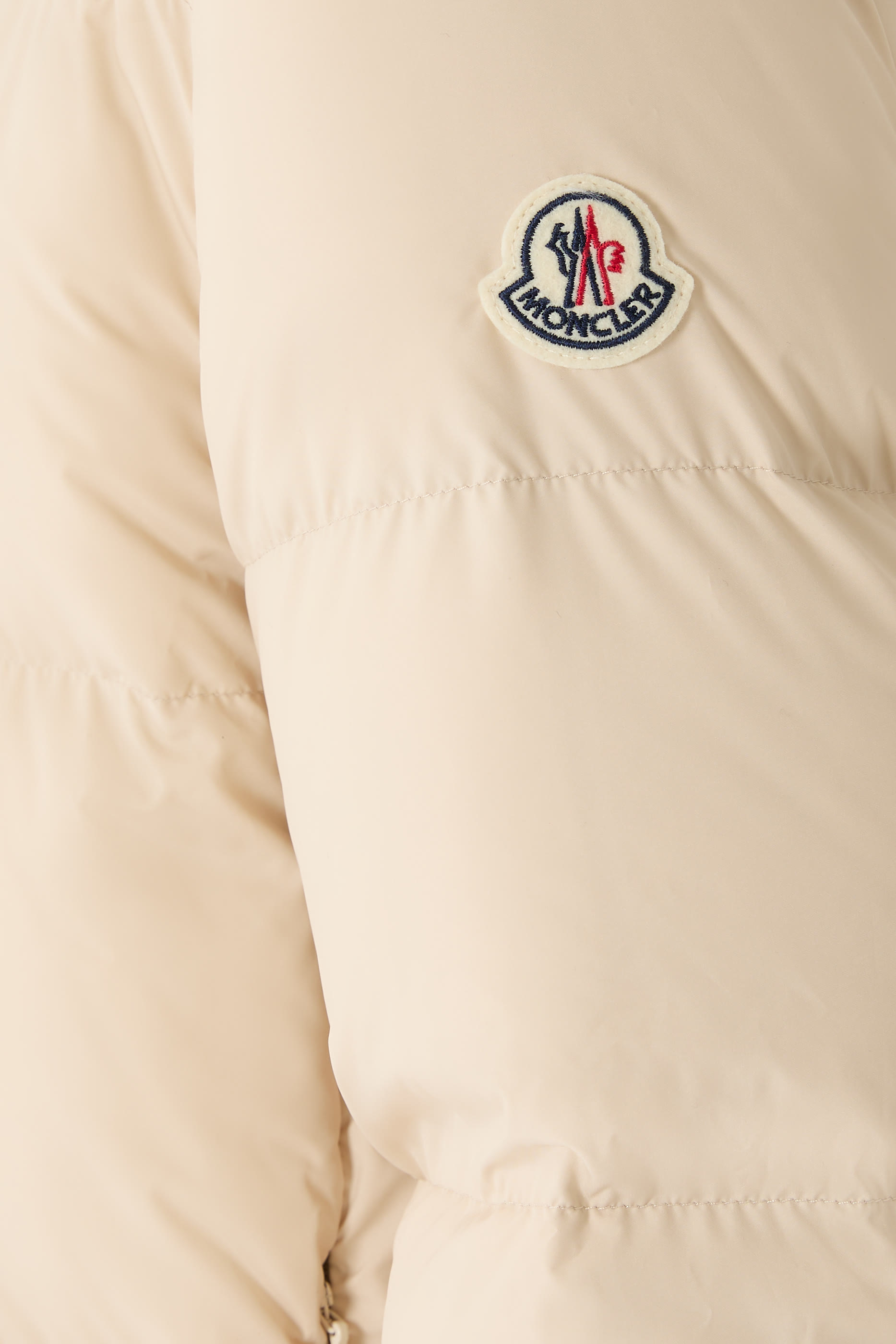 جاكيت ماوزون قصير مبطن بالزغب