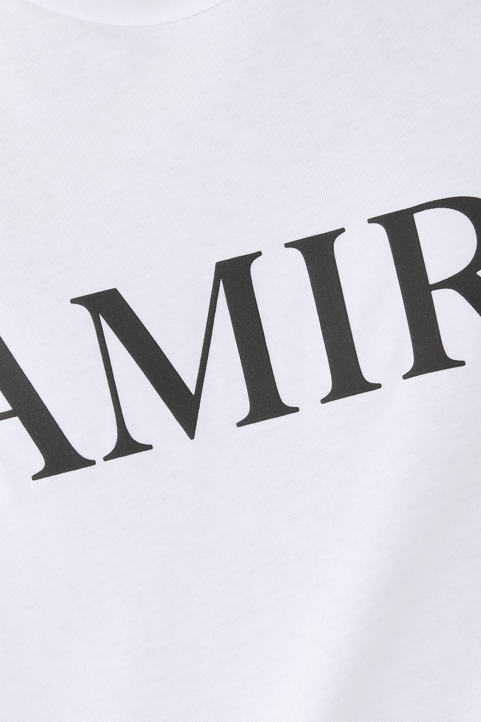 تيشيرت بطبعة شعار الماركة