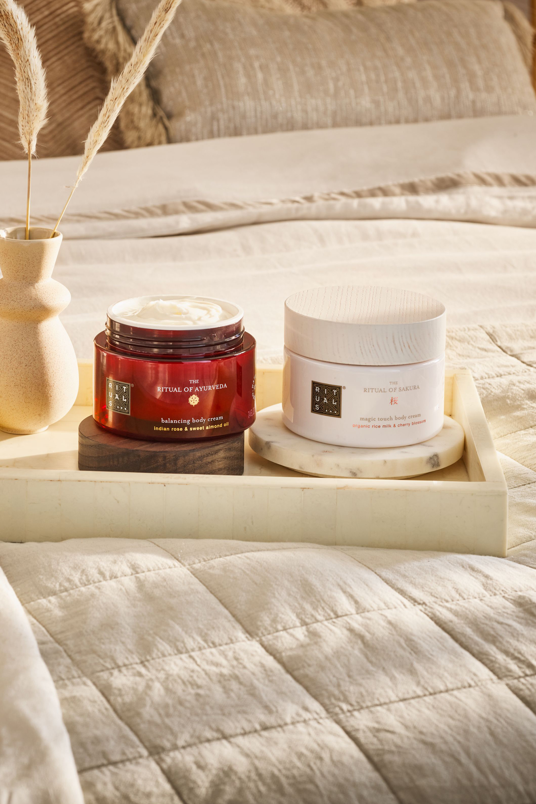 كريم الجسم ذا ريتيوال اوف ساكورا، 220 ملل