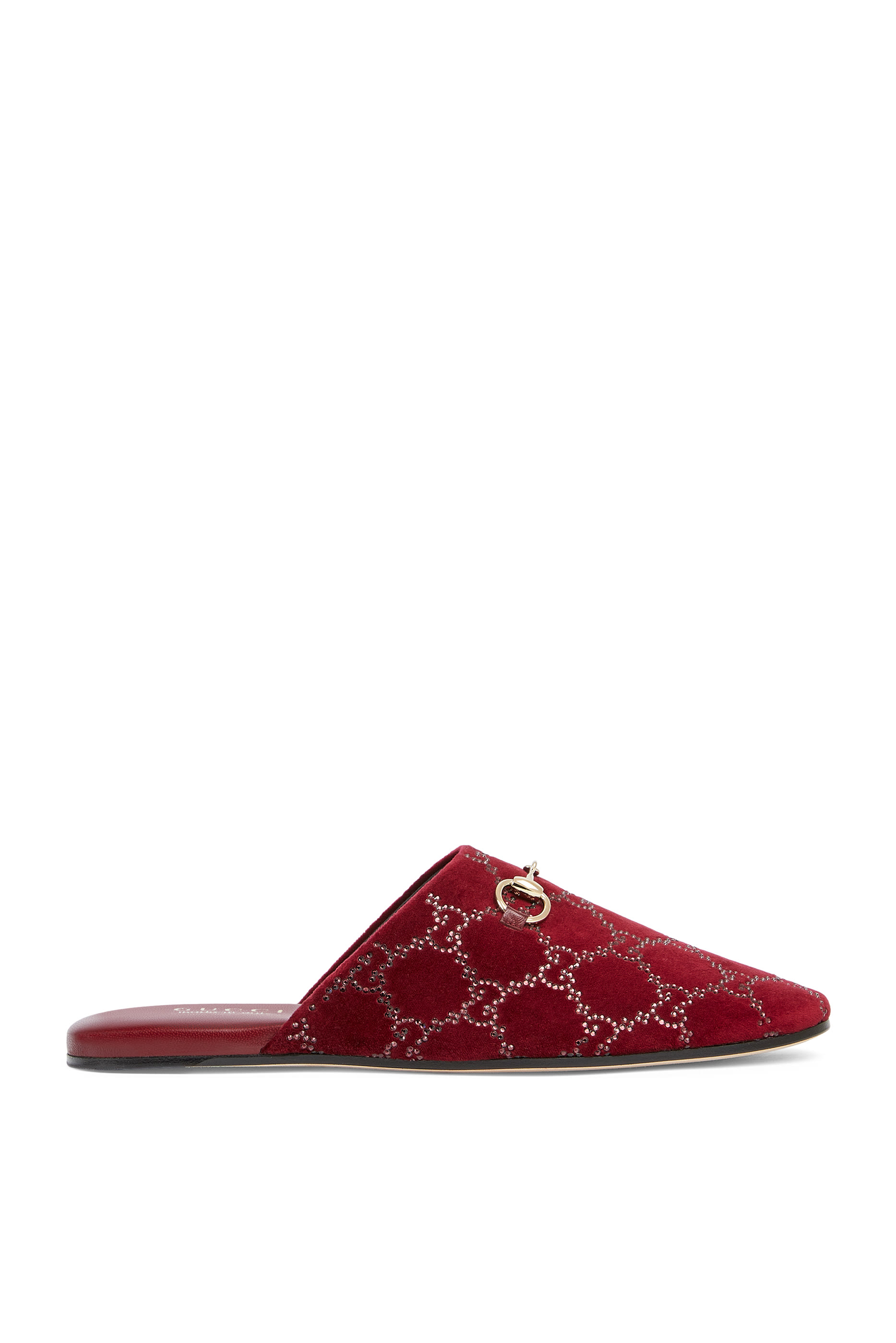 حذاء مفتوح من الخلف مزين بحلية شعار الماركة مرصعة بكريستال