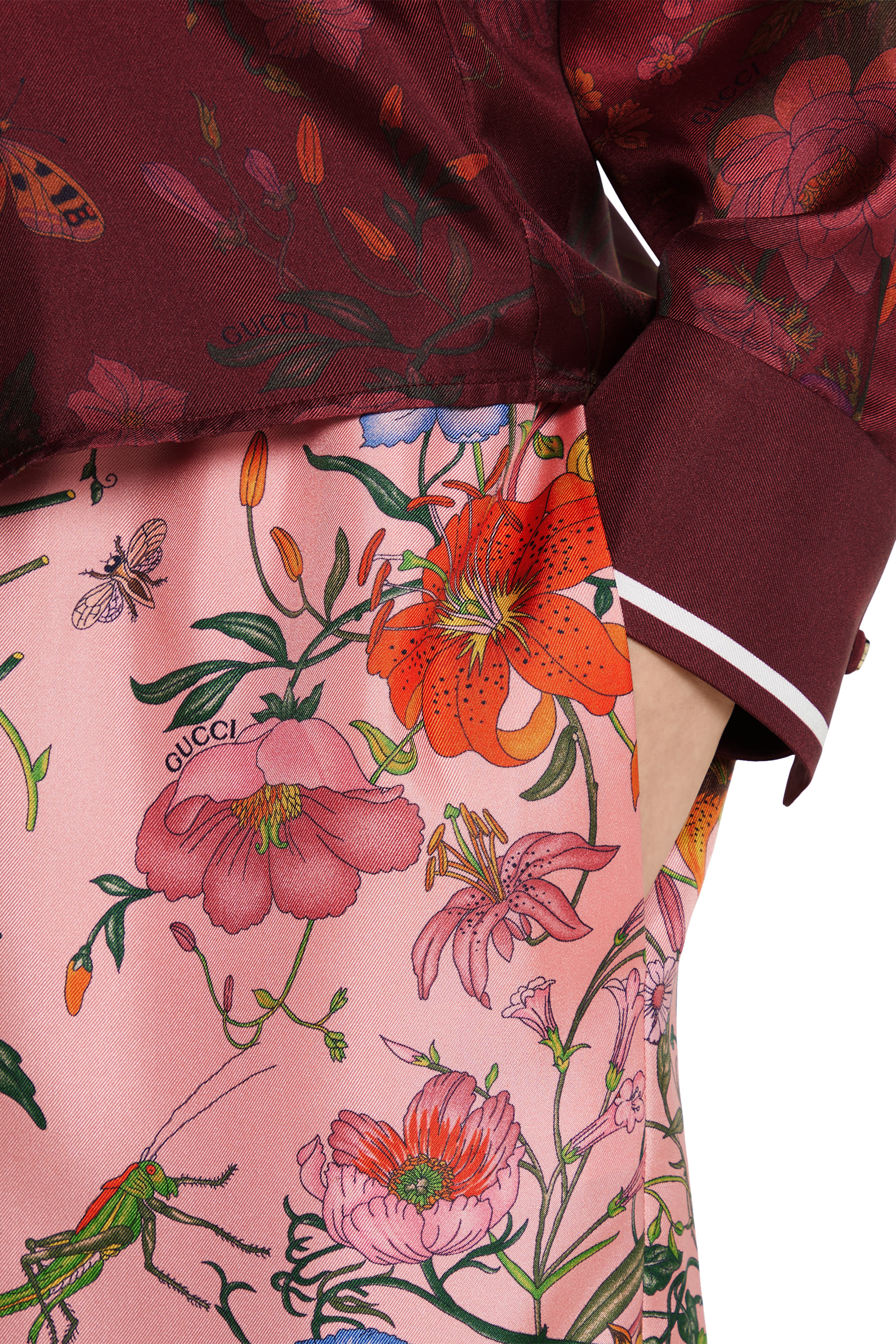 بنطال بطبعات حرير