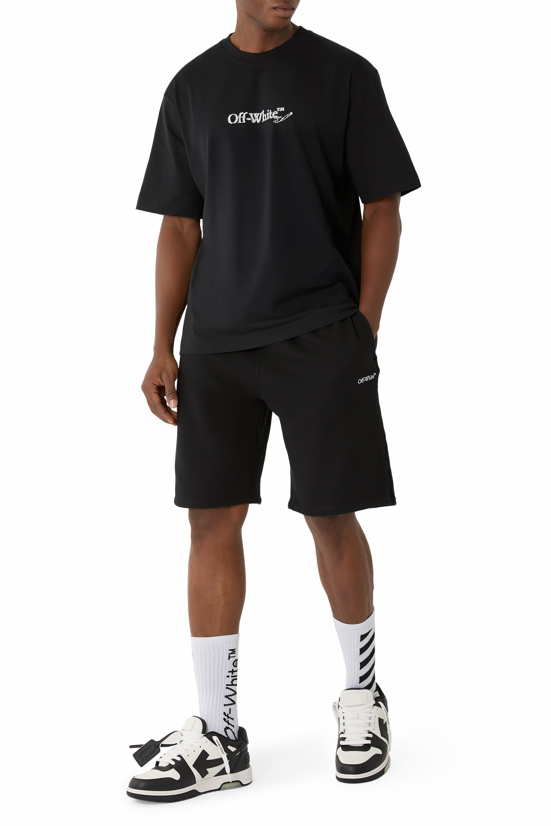 شورت رياضي سكيت سكريبل بخطوط مائلة 