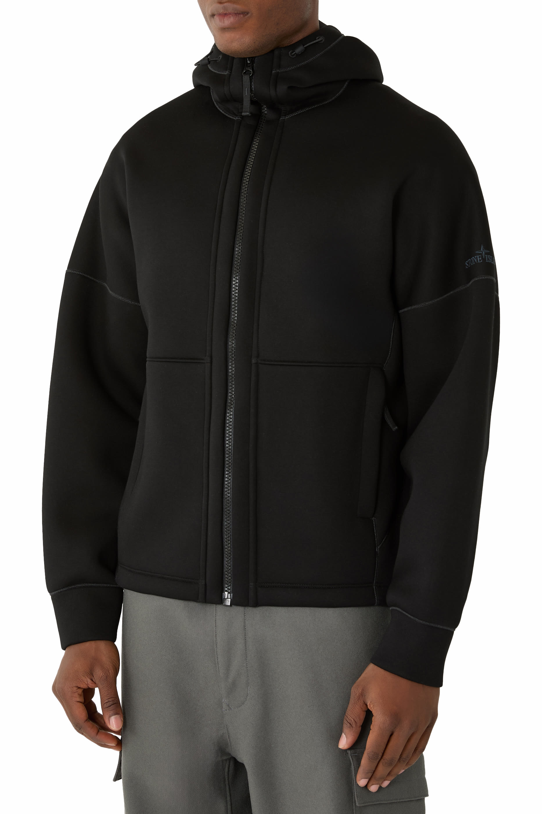 سويت شيرت بغطاء رأس