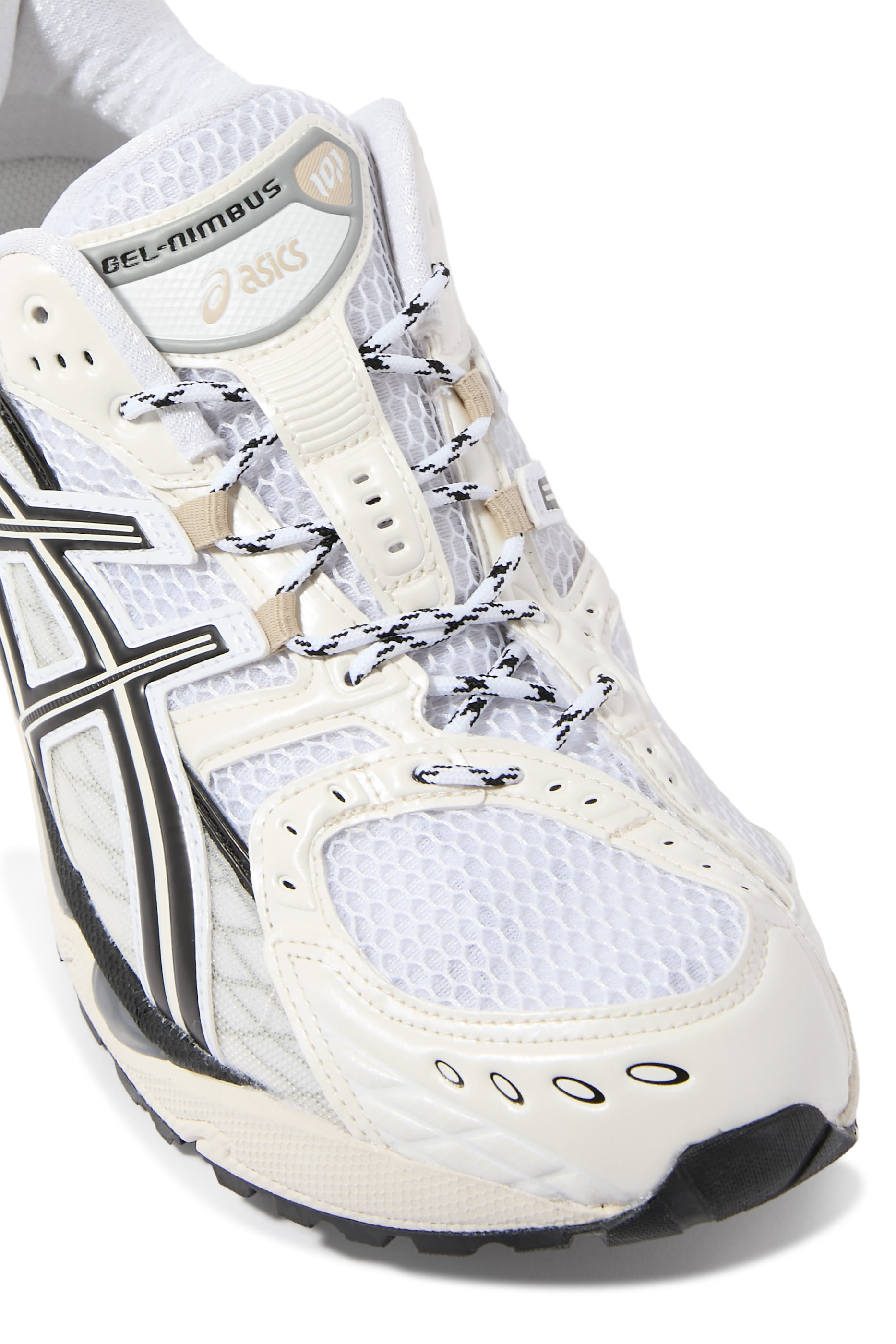 سنيكرز جل نيمبوس 10.1