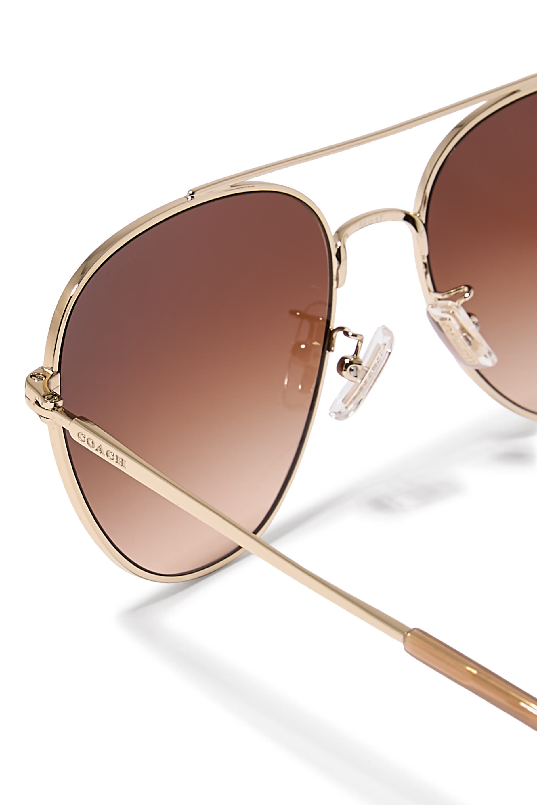 نظارة شمسية بايلوت أفياتور بذراع مزين بشعار الماركة