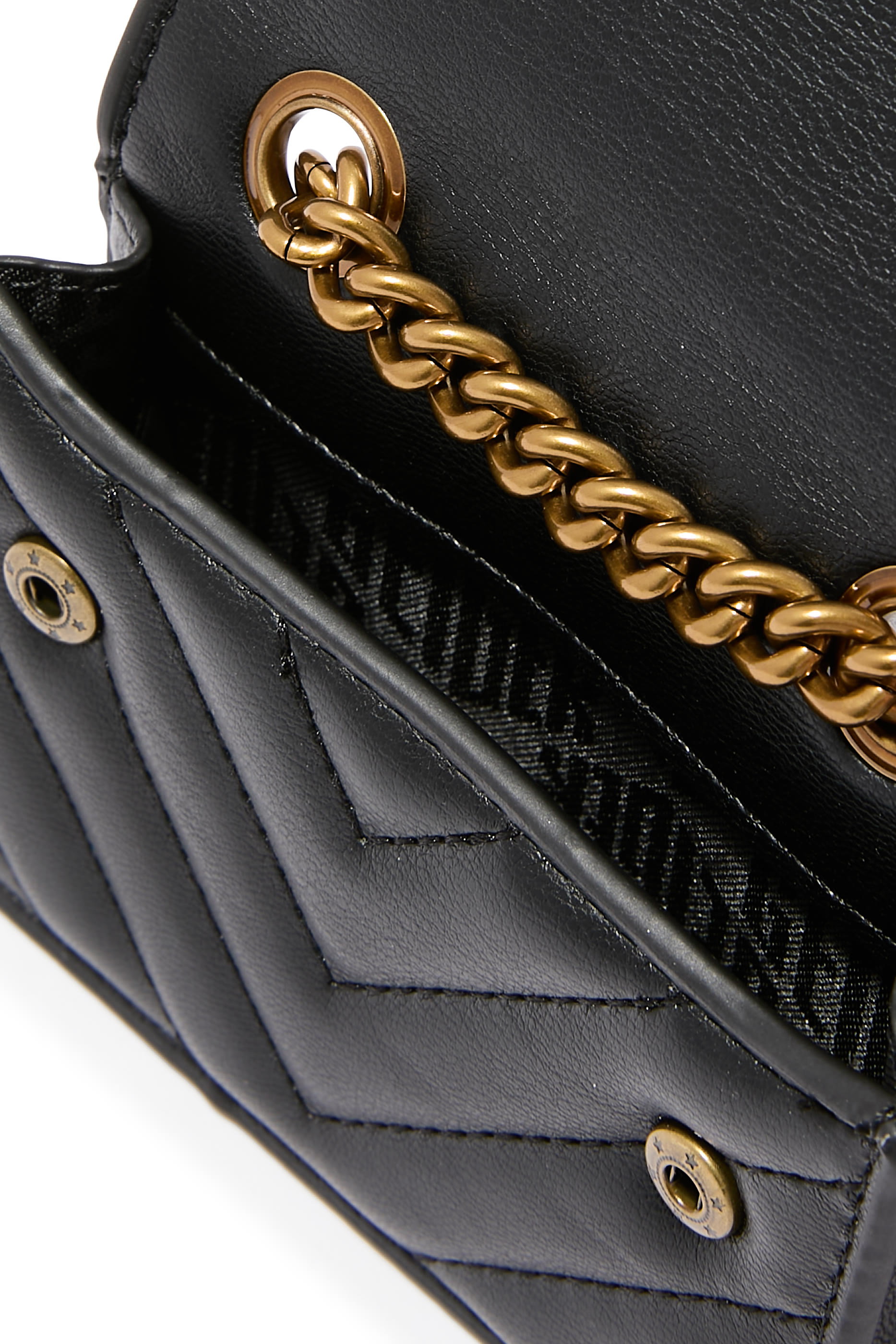 حقيبة كينسينغتون صغيرة بشعار الماركة