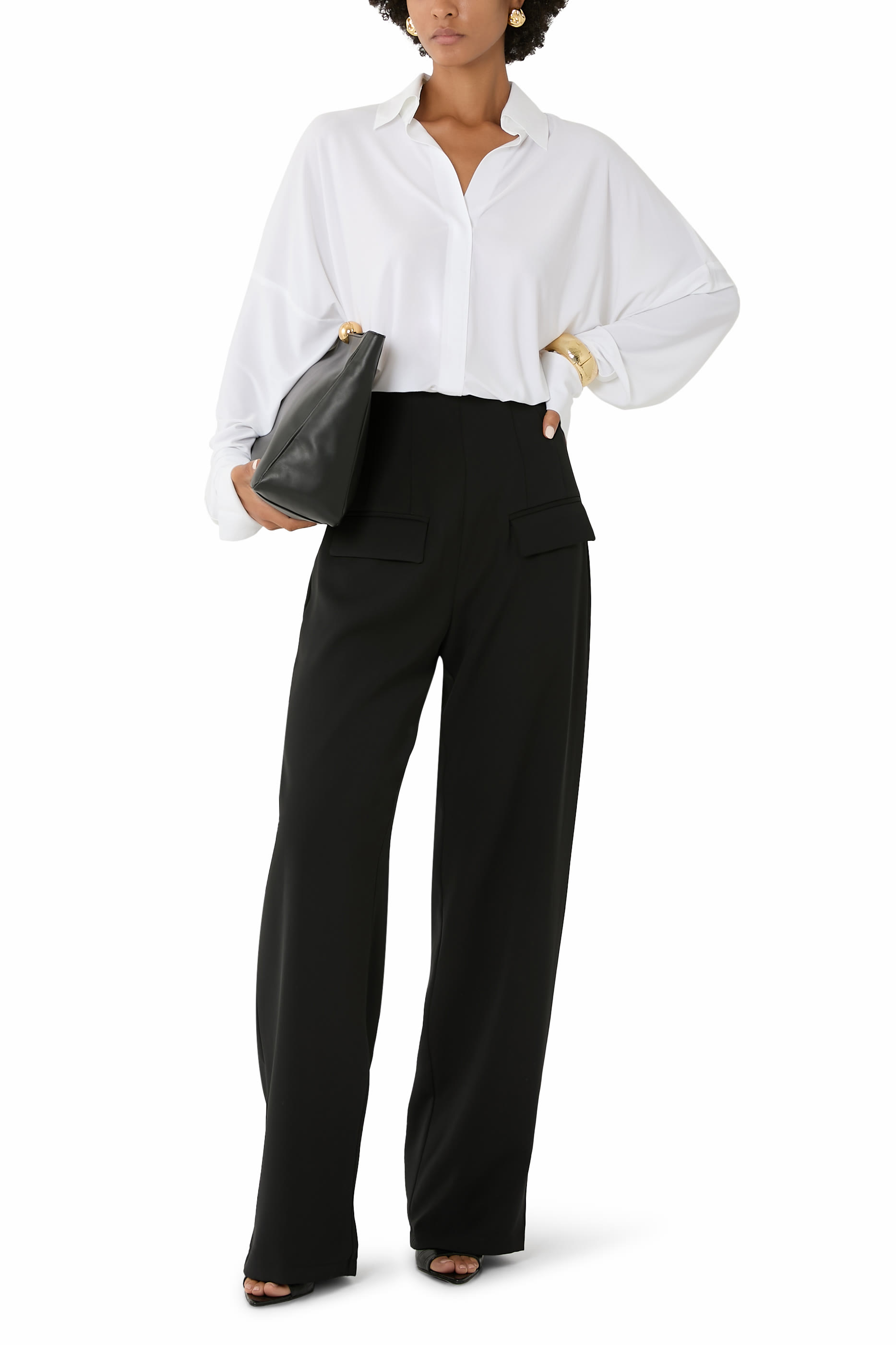 قميص بتصميم فستان بويفرند بقصة فضفاضة