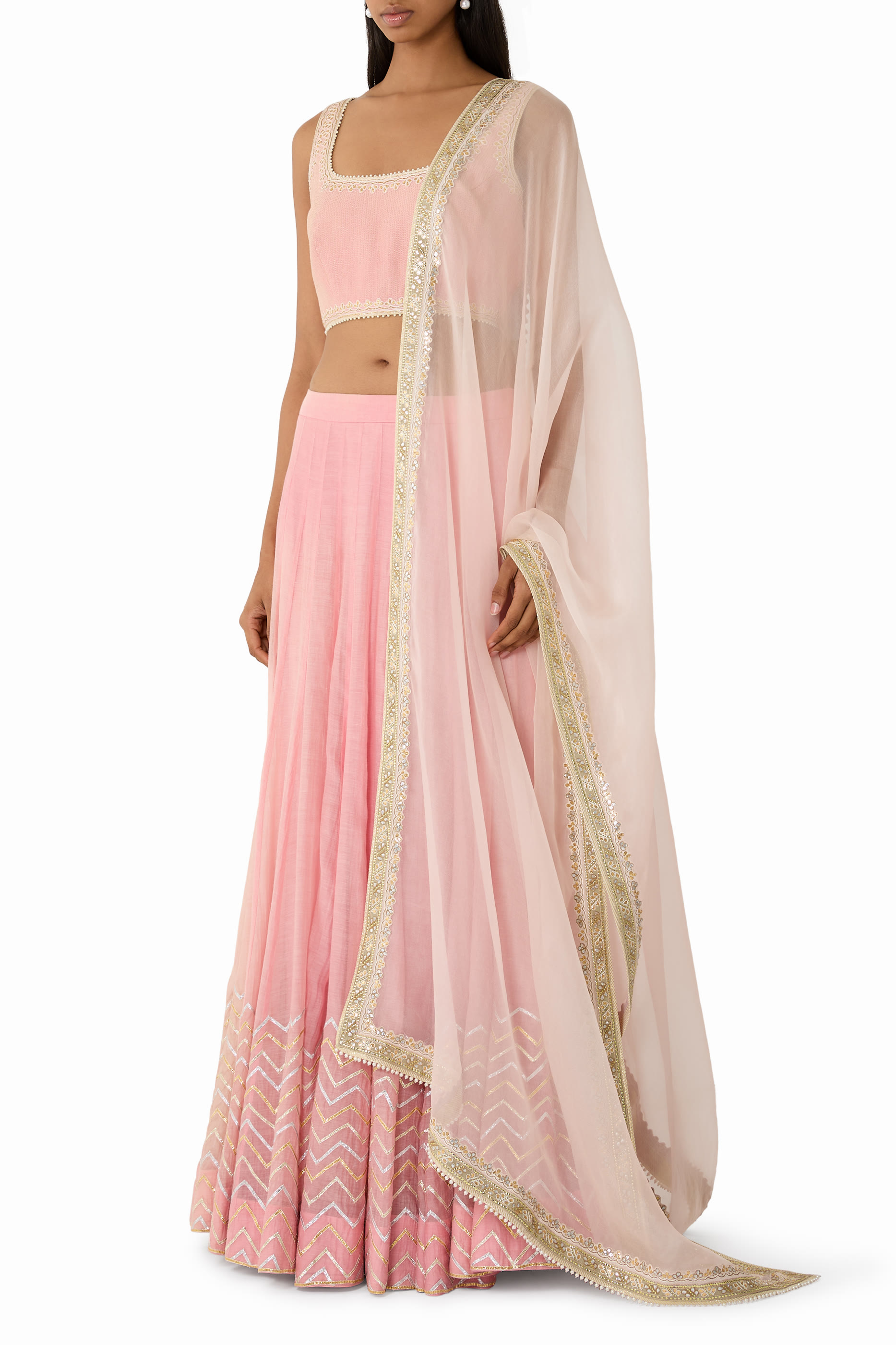 طقم بلوزة غوتا وورك، ليهانغا ودوبتا