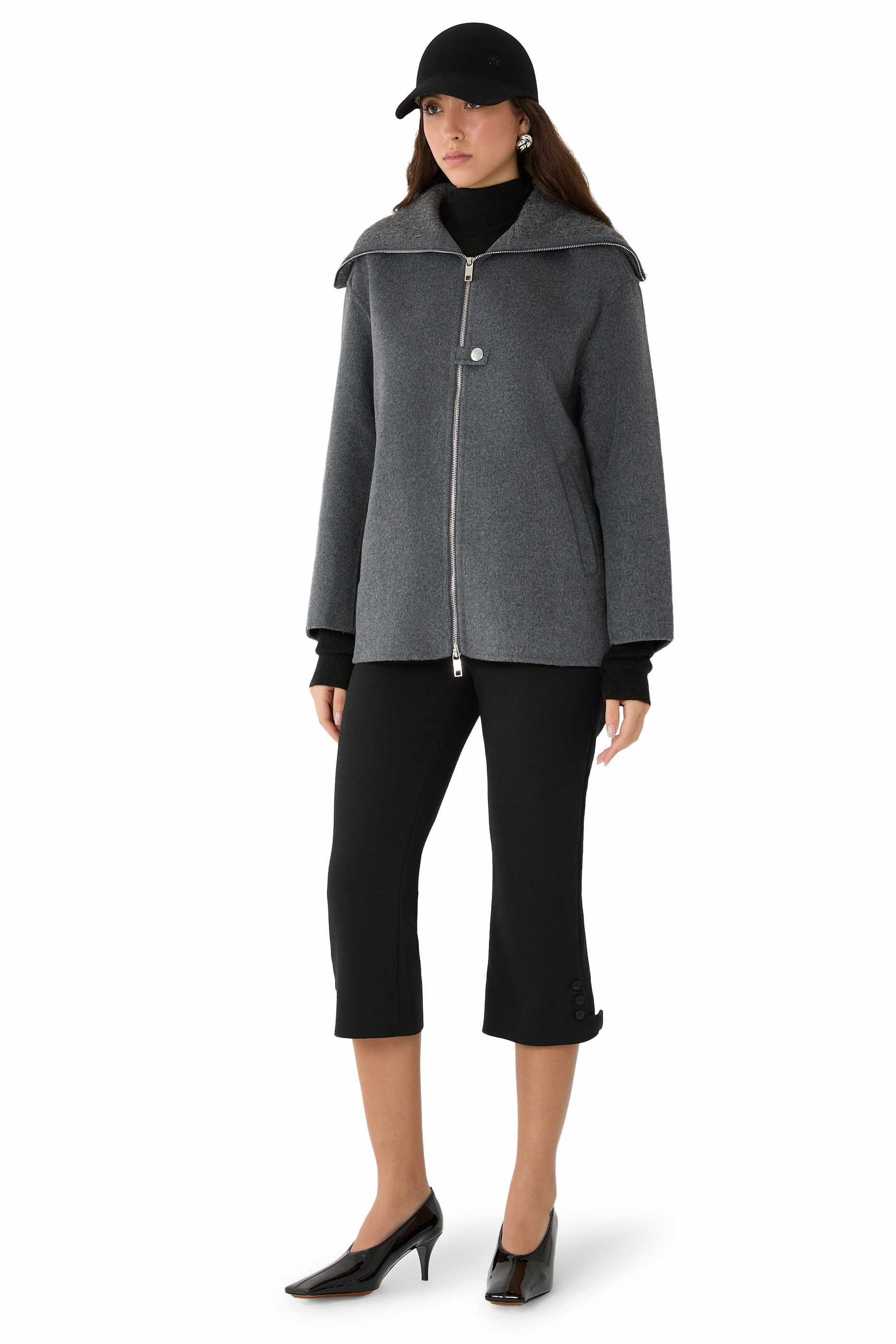 حذاء بمقدمة مربعة 60 بكعب صغير خامة لامعة