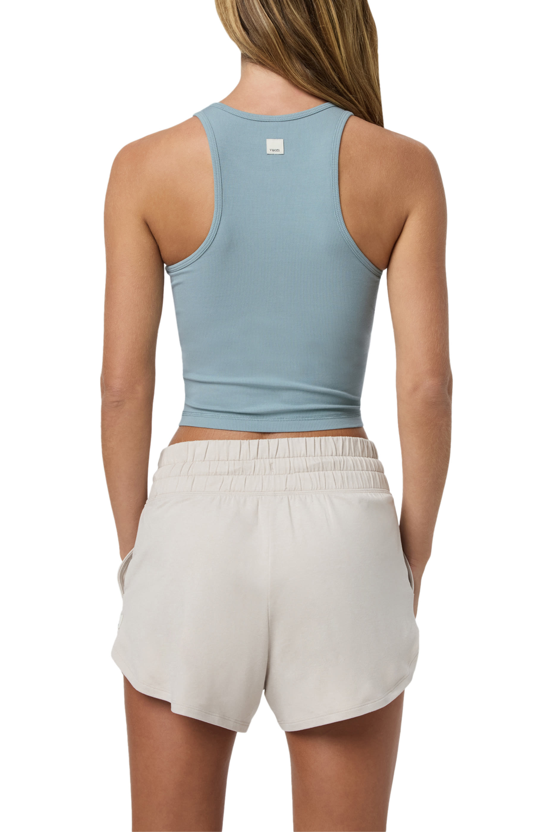 بلوزة بوز بليو بلا أكمام