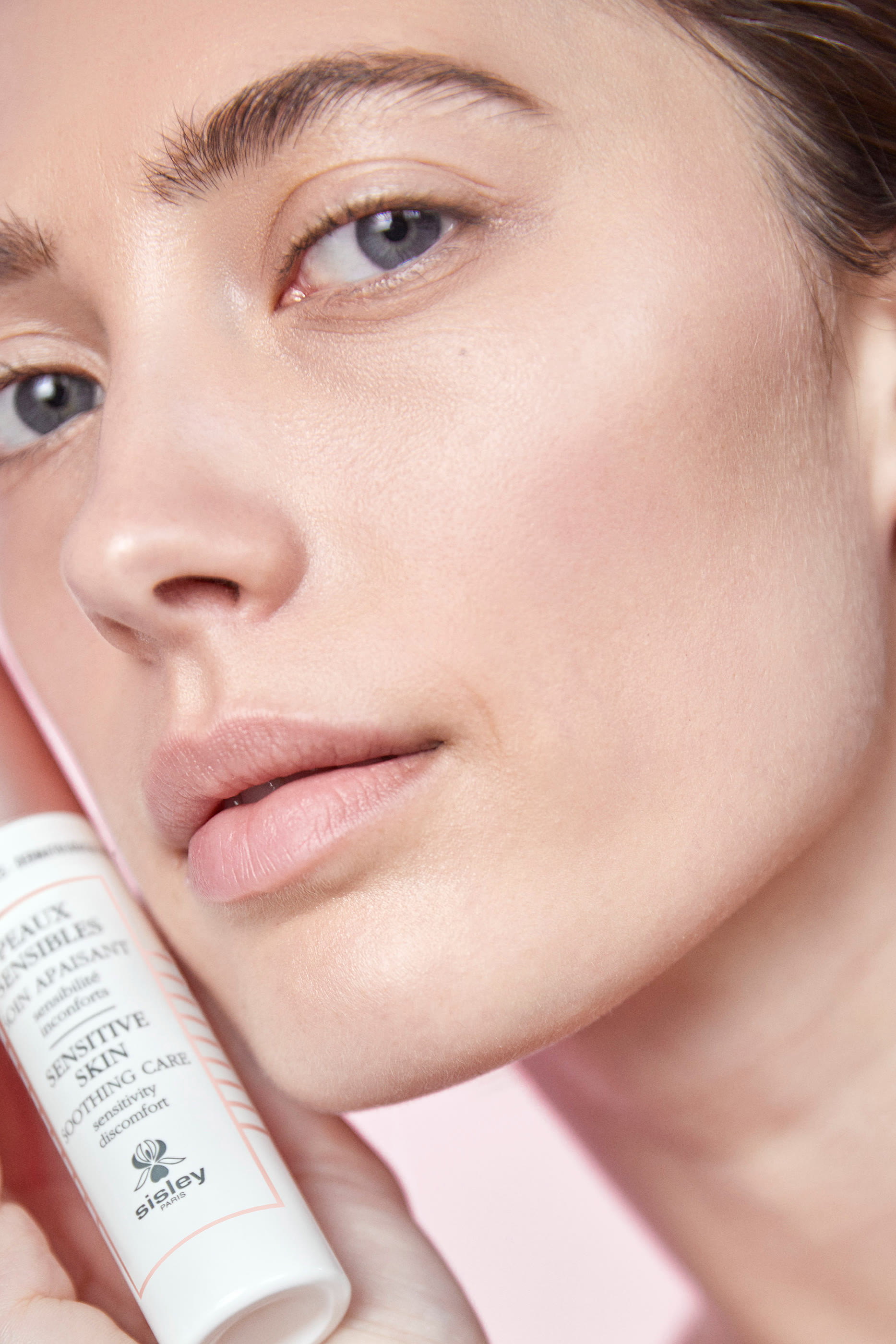 مستحضر سيسيلي لتهدئة البشرة الحساسة