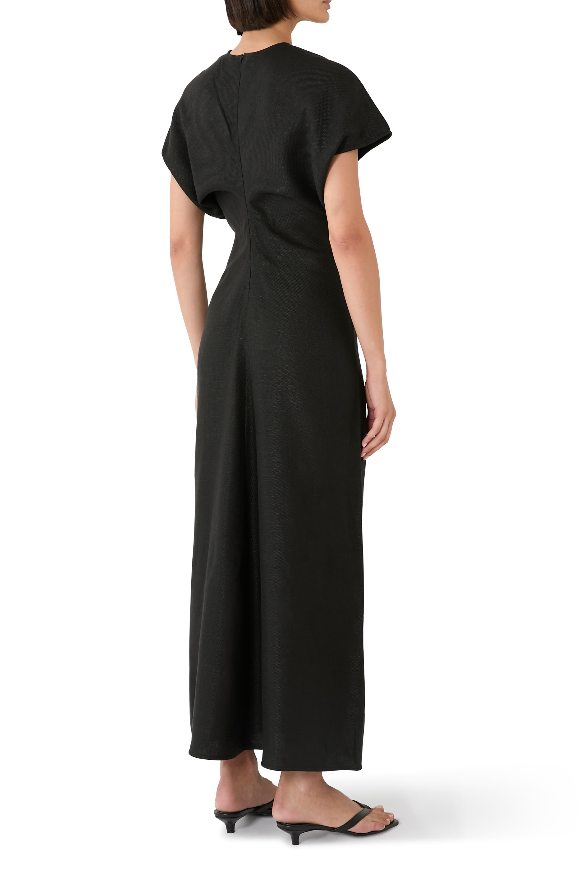 فستان بخصر فضفاض