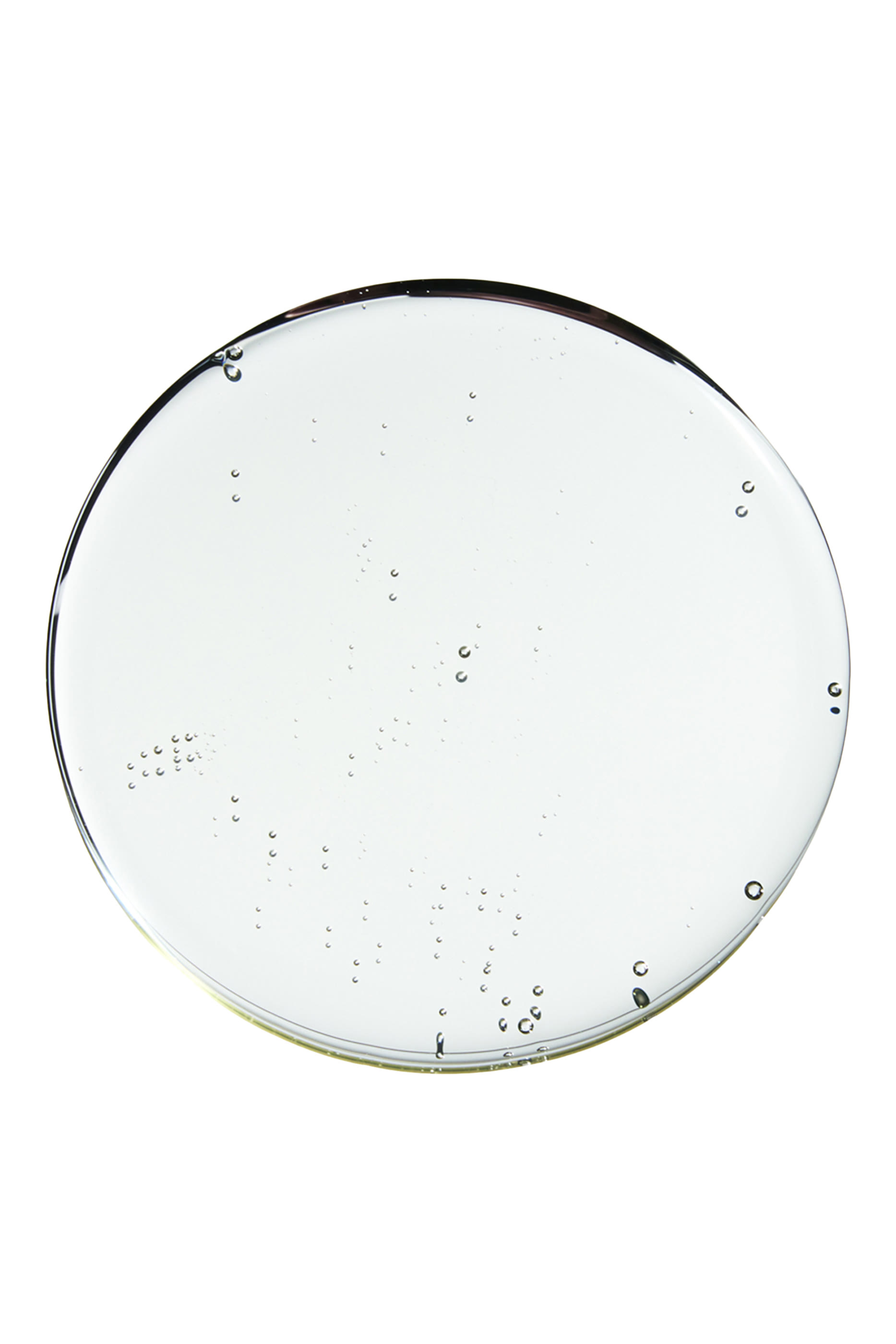 شامبو خفيف لتنظيف الشعر والعناية بفروة الرأس