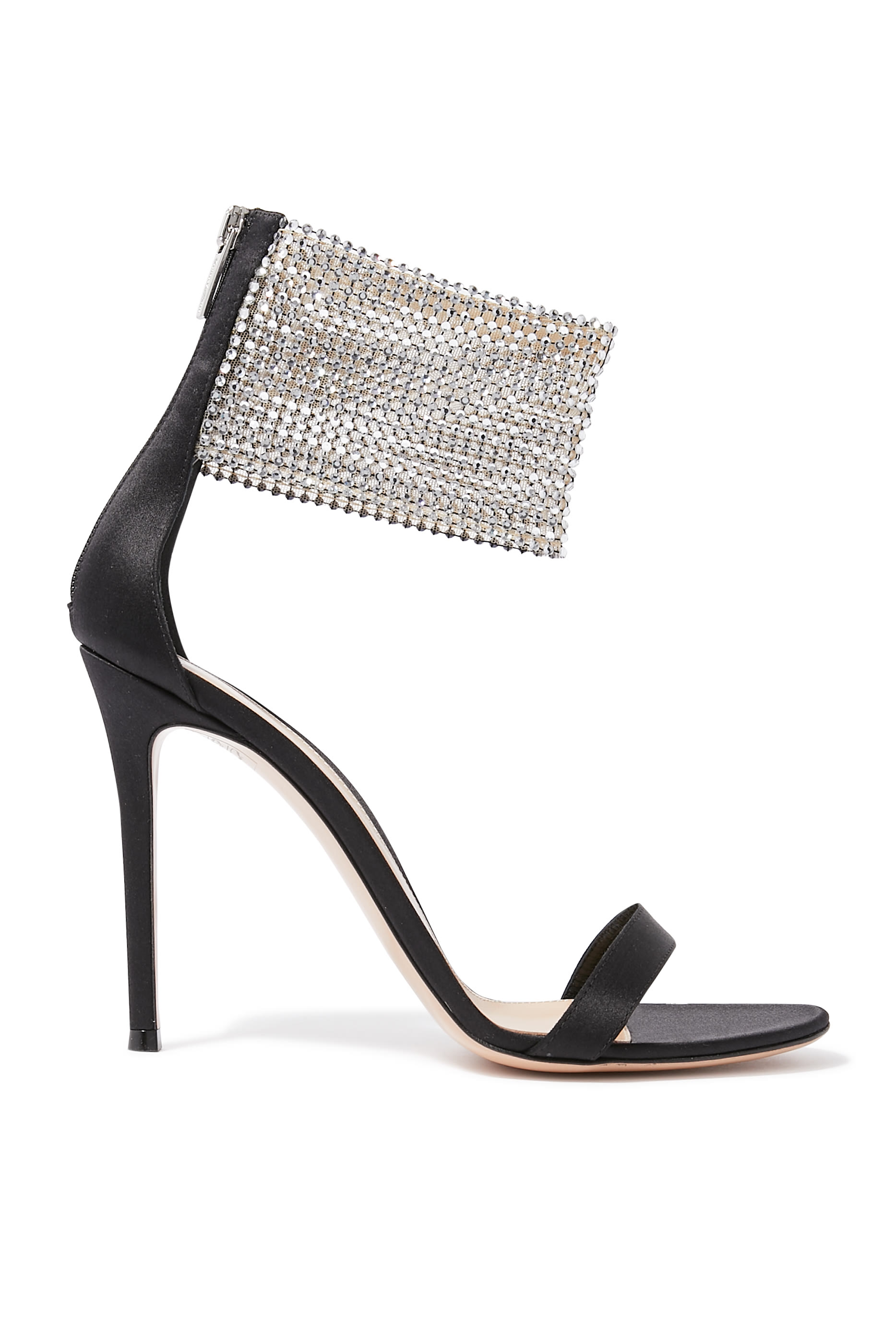 صندل أدور 105