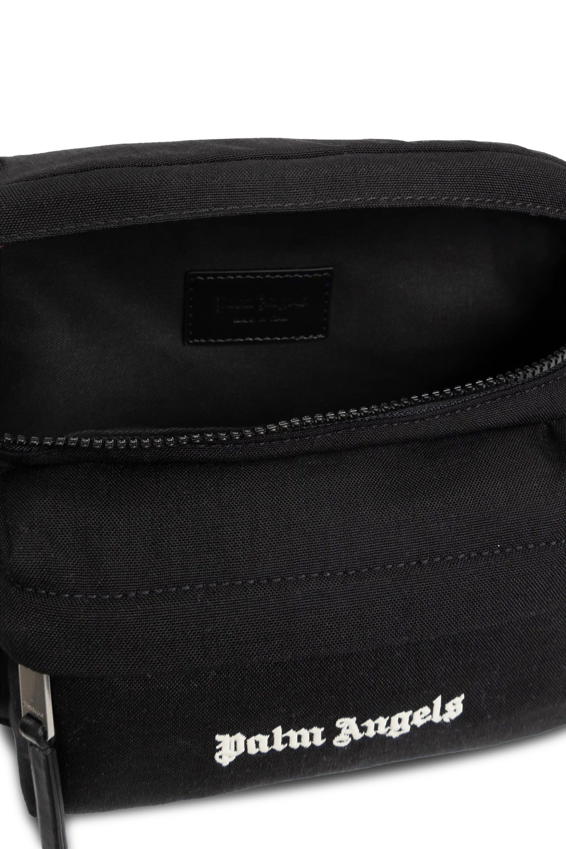 حقيبة كلاسيكية بحزام خصر مزينة بشعار الماركة