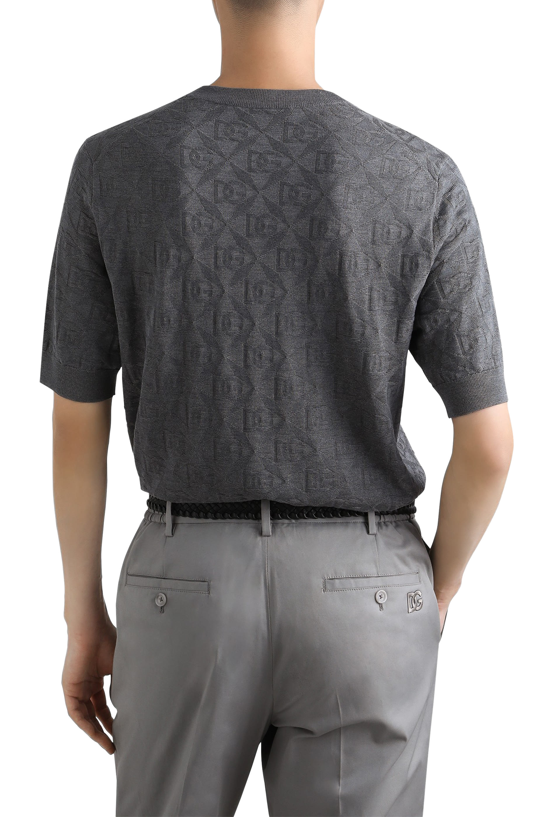 بلوفر بياقة ضيقة حرير