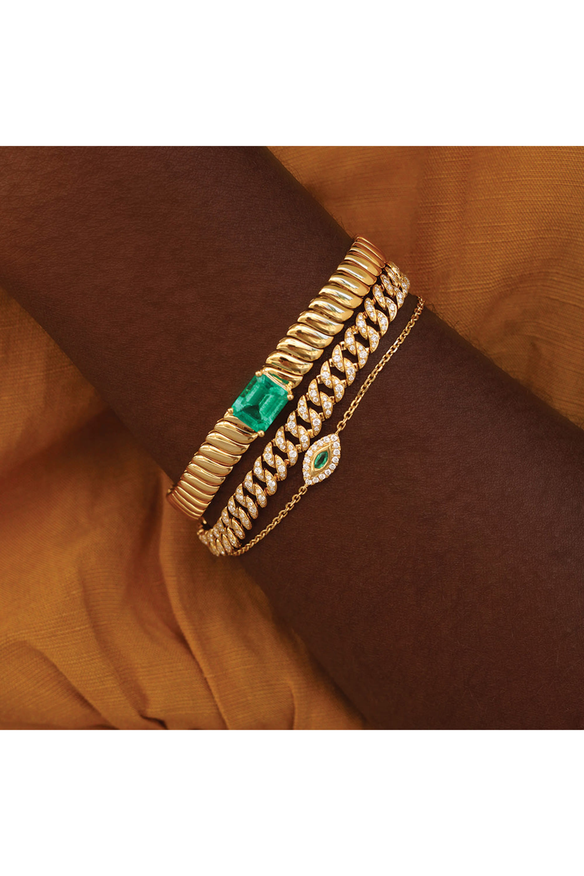  سوار سلسلة بحلية عين حسود مرصعة بماس وزمرد، ذهب أصفر عيار 18