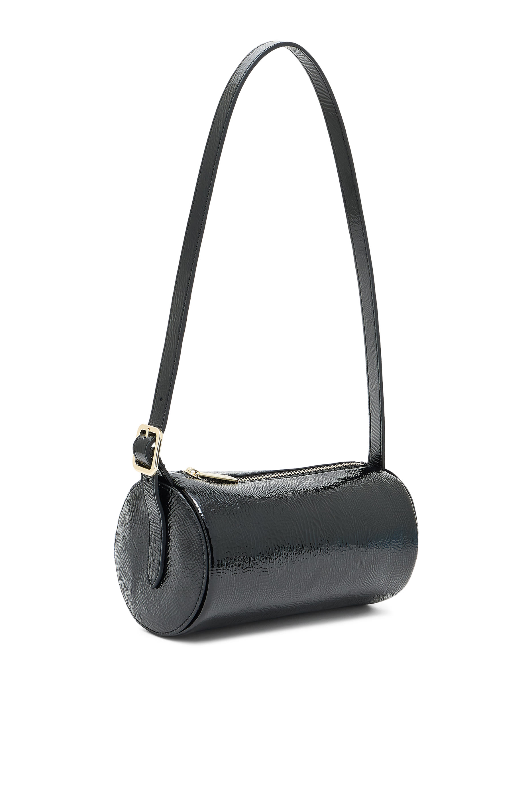 حقيبة صغيرة بشعار الماركة