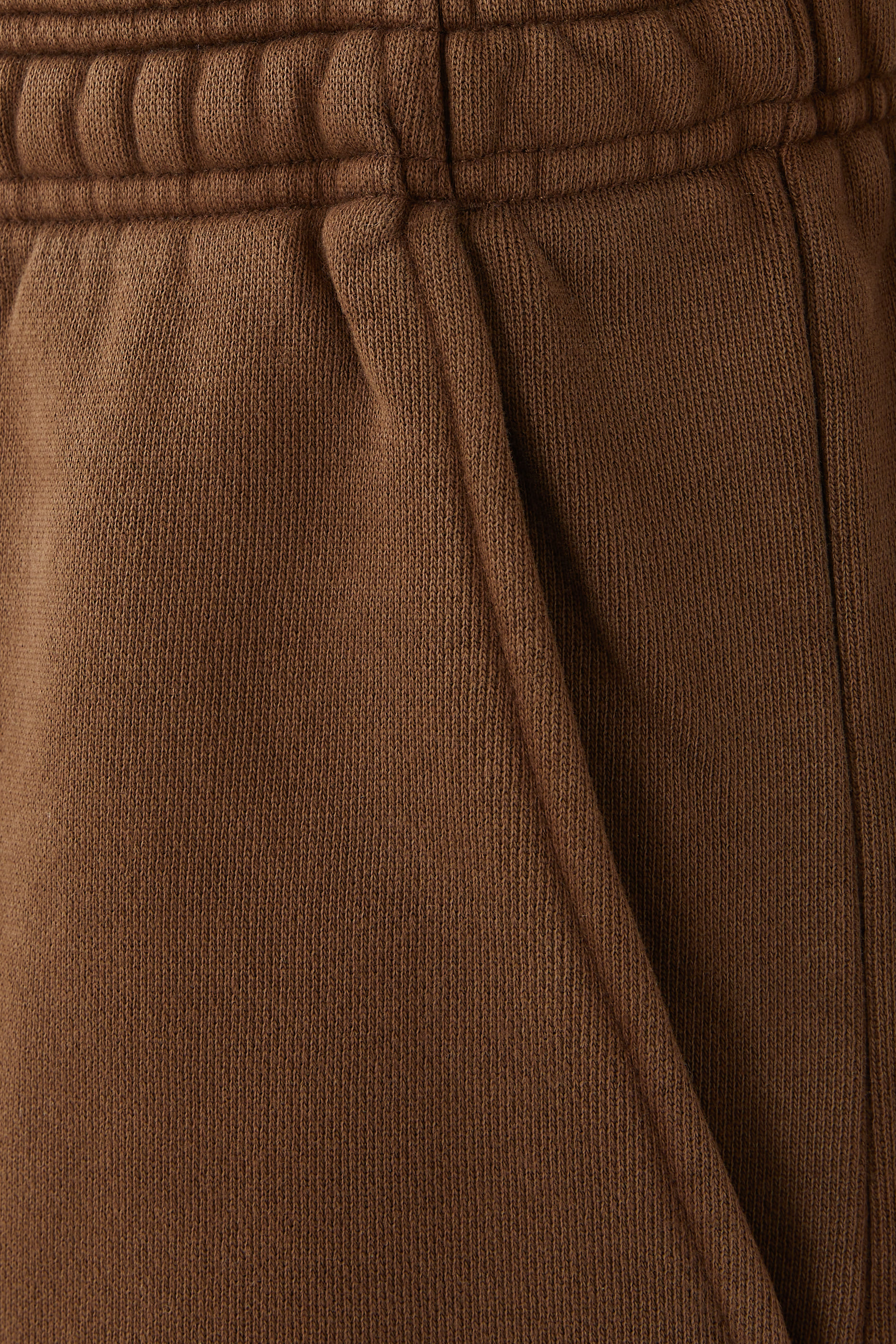 بنطال رياضي ثقيل