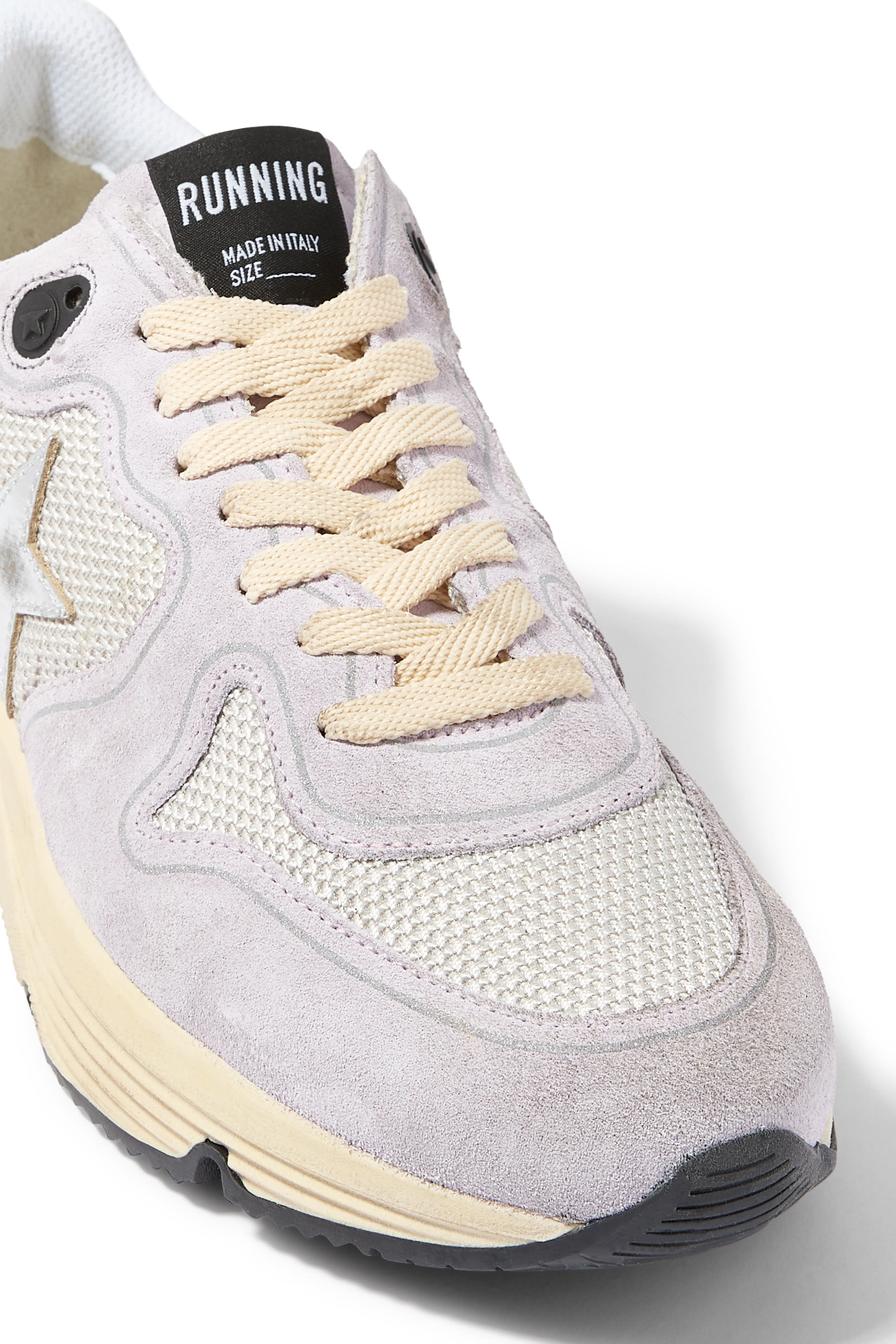 سنيكرز للجري بنعل سميك