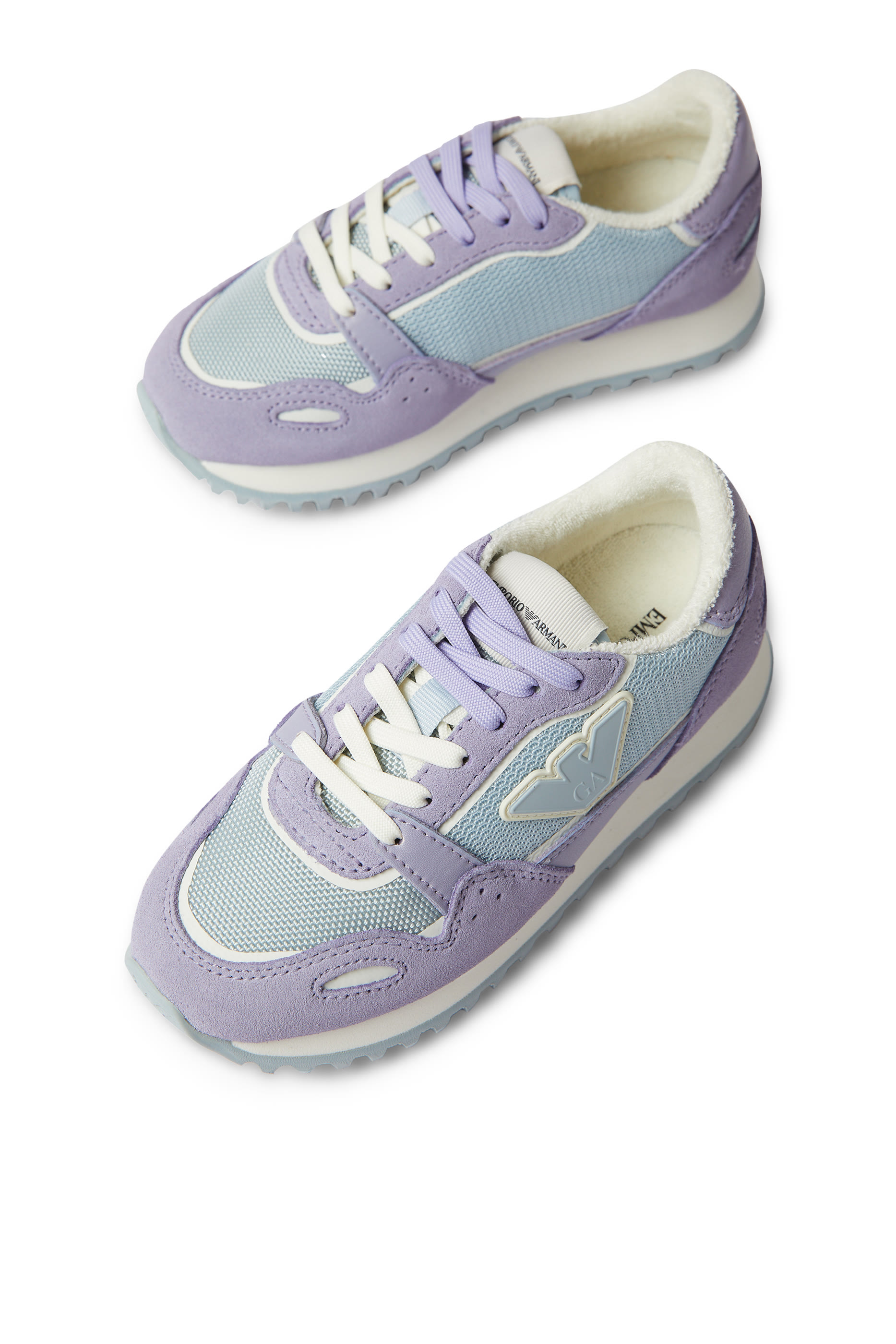 سنيكرز بشعار الماركة للأطفال