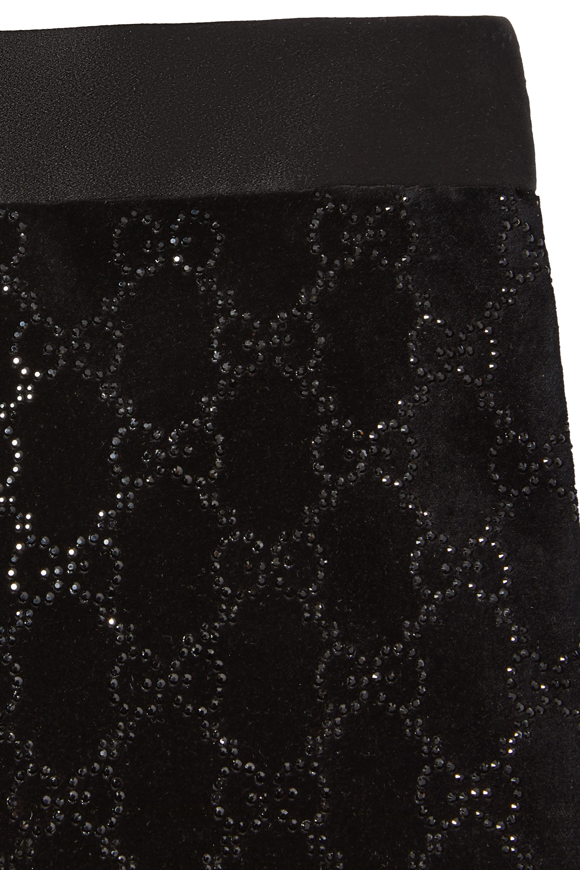 شورت مطرز قطن مخملي