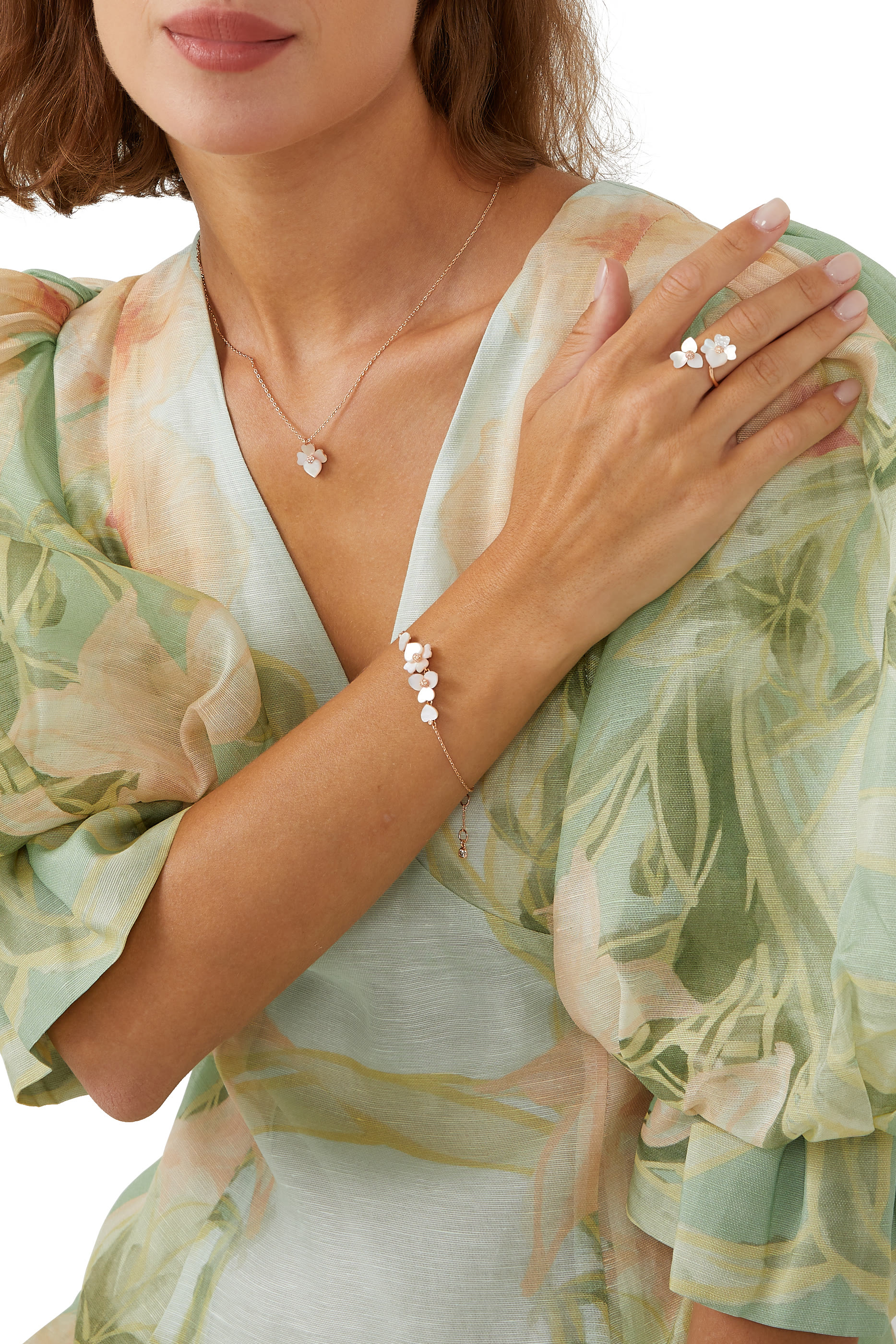 خاتم ملفوف بتصميم زهرة بانسي