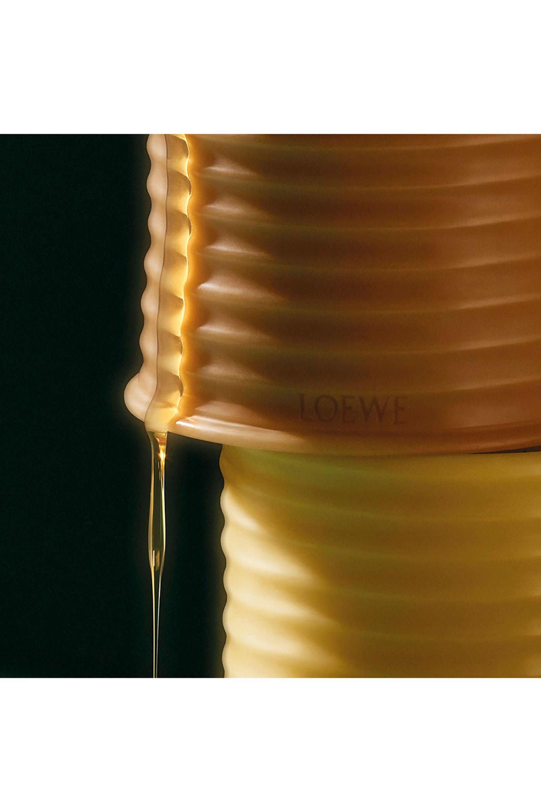 شمعة معطرة شمع العسل متوسطة الحجم