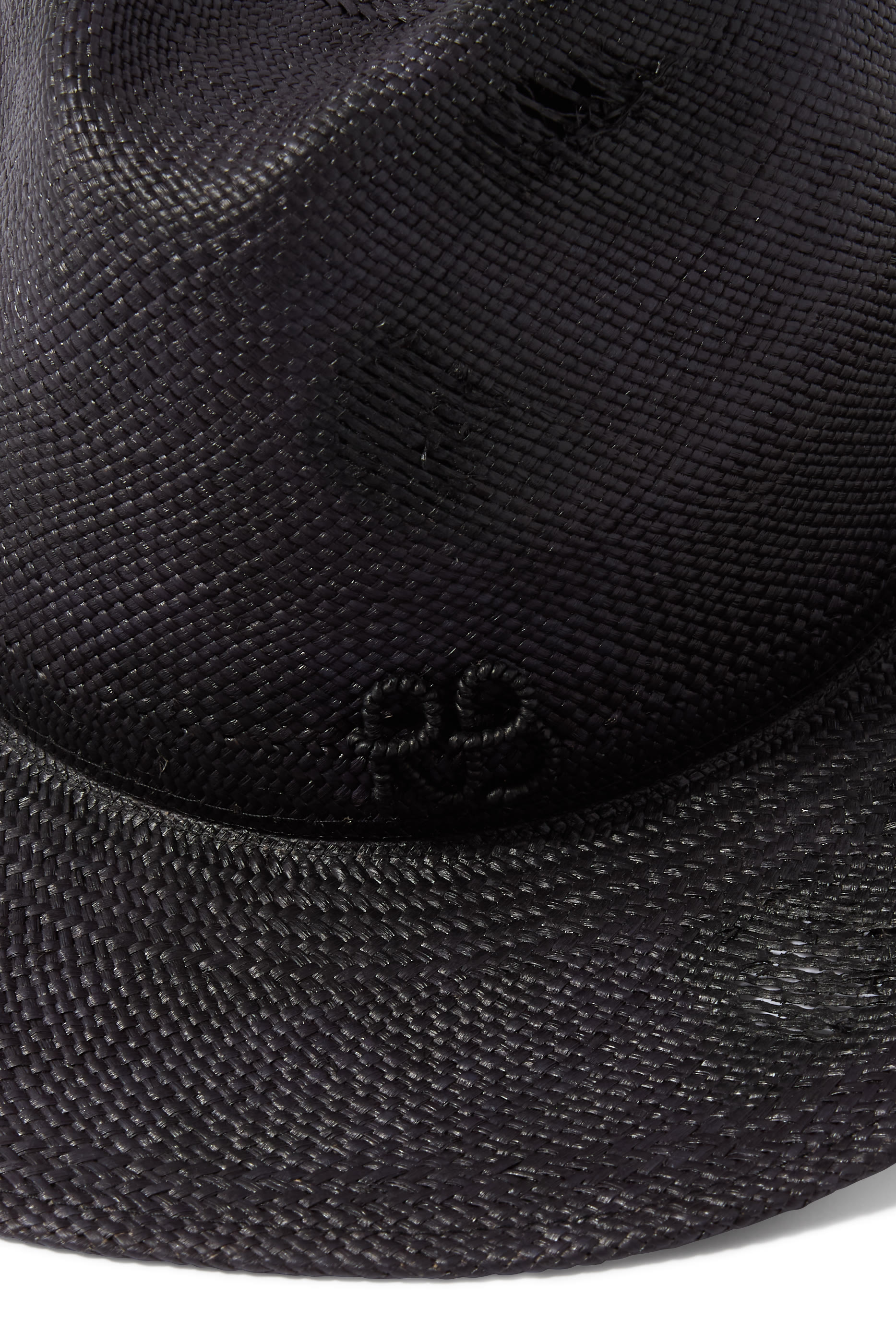 قبعة فيدورا بسلسلة مزدوجة