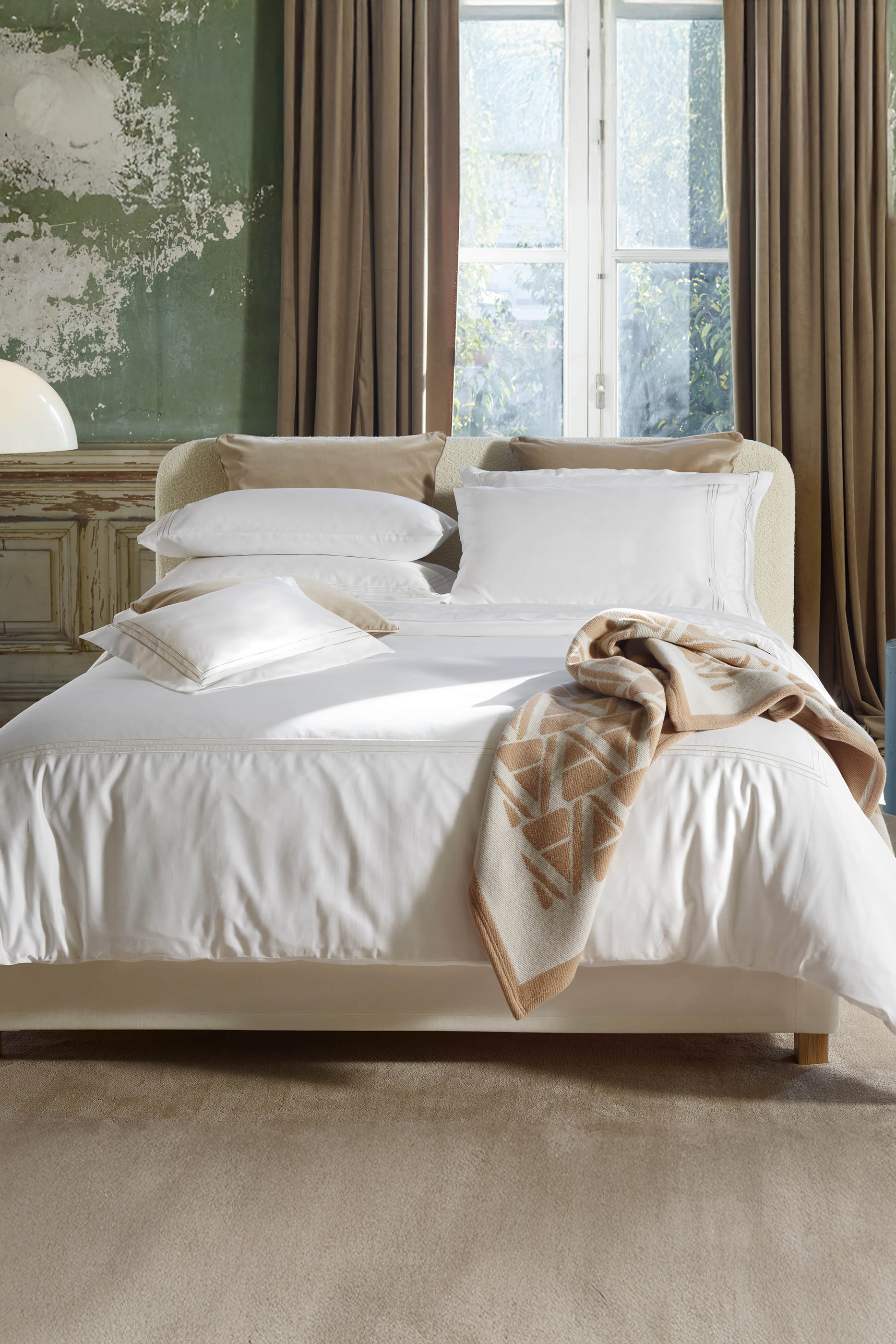 غطاء وسادة ألفورادا