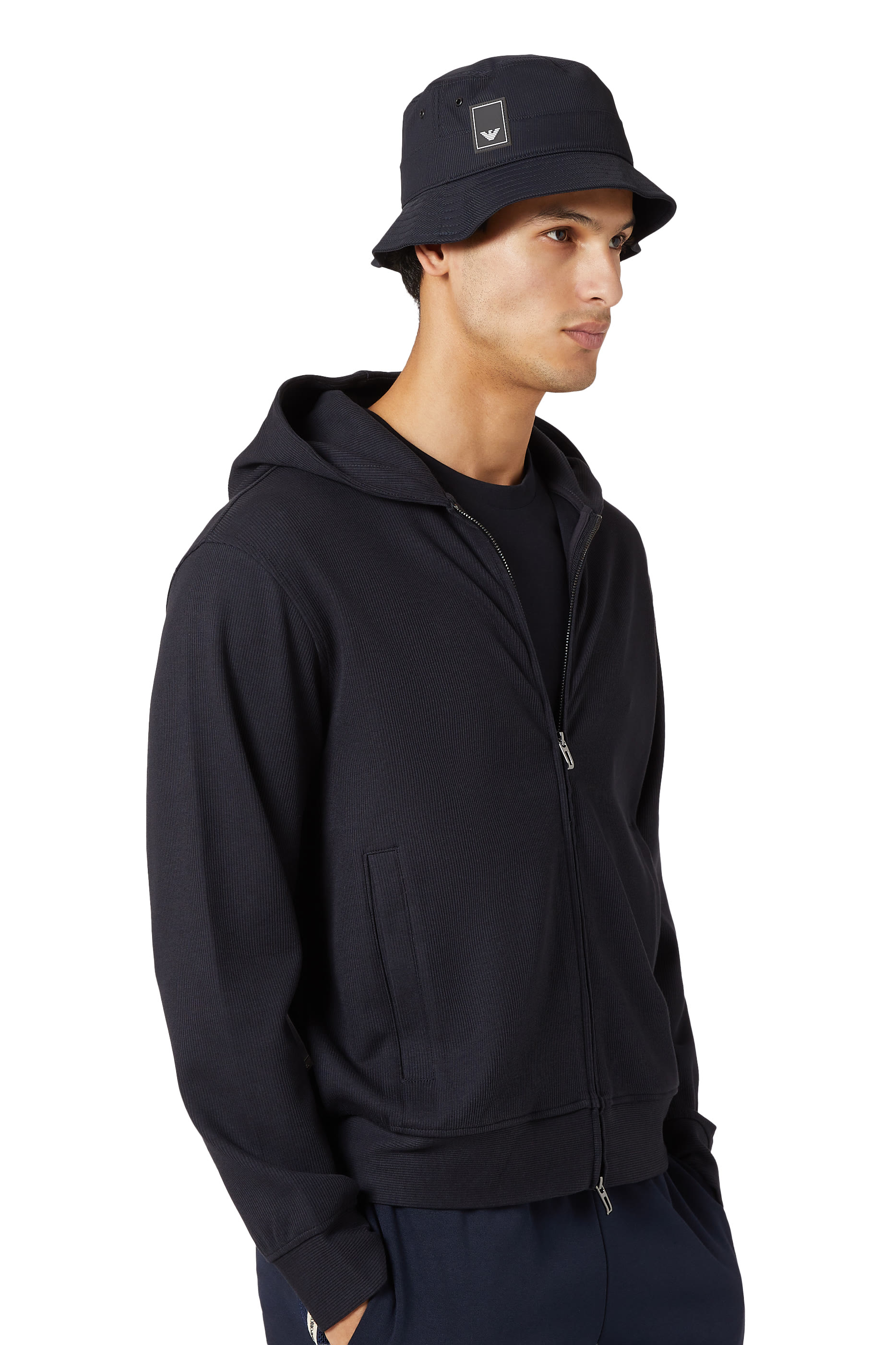 قبعة باكيت بشعار الماركة