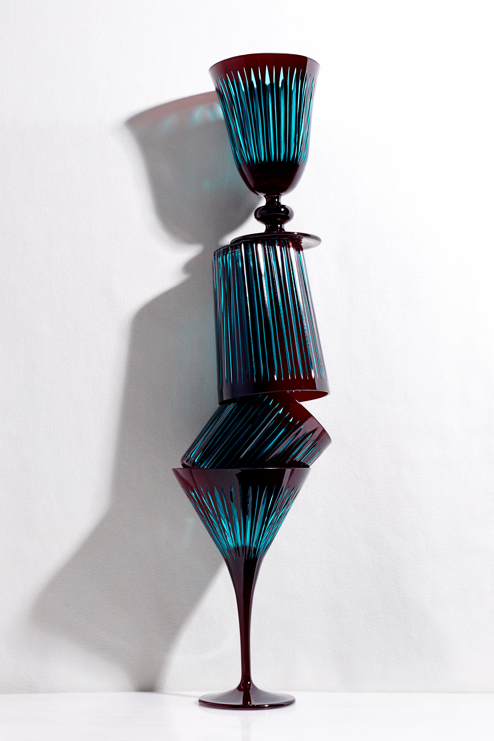 مجموعة كاسات بريسم بلون بوردو للمشروبات الفاخرة، 4 قطع