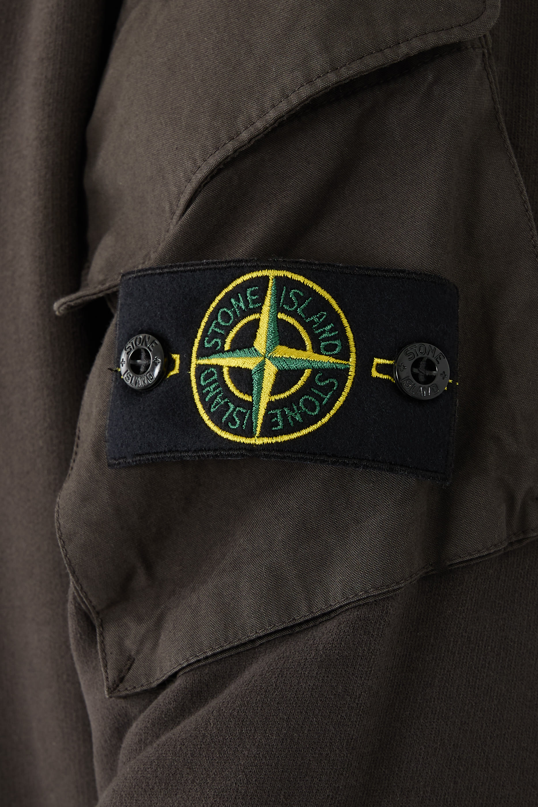 سويت شيرت بياقة ضيقة وجيب عند الكم قطن عضوي صوف ناعم