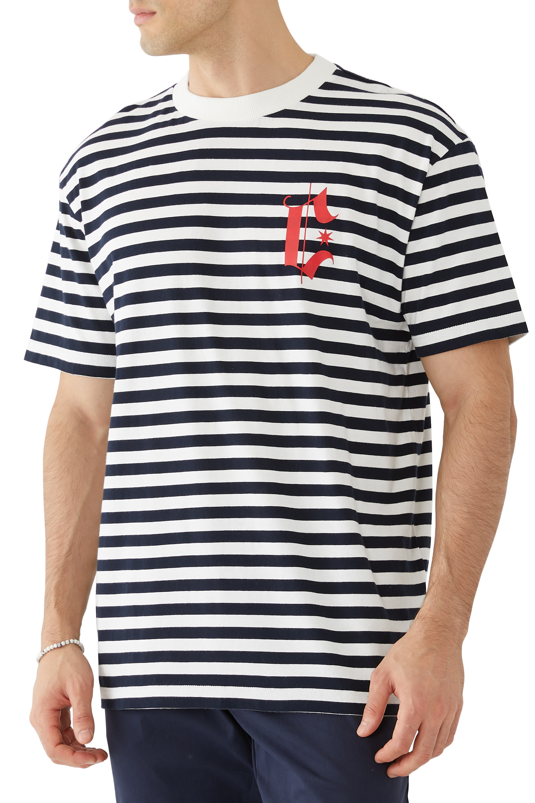 تيشيرت مخطط تيشيرت مخطط