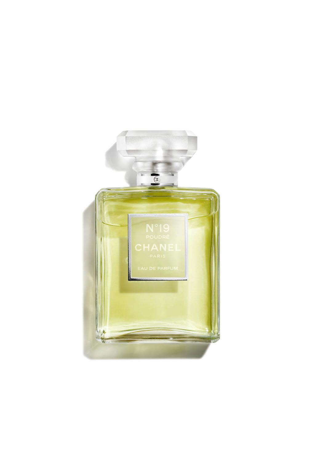 بخاخ ماء العطر N°19 POUDRÉ