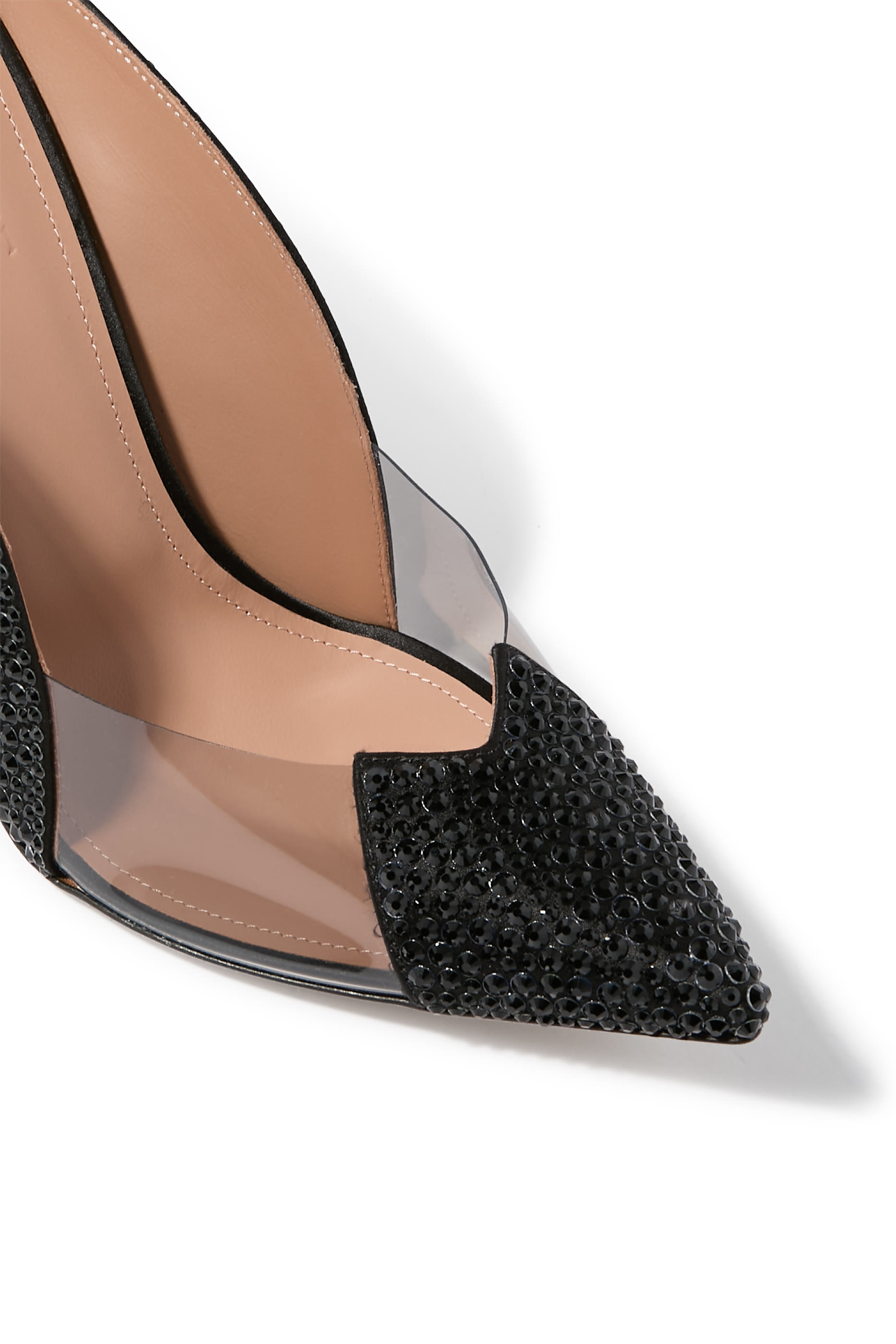 حذاء كلاسيكي ماليا 100