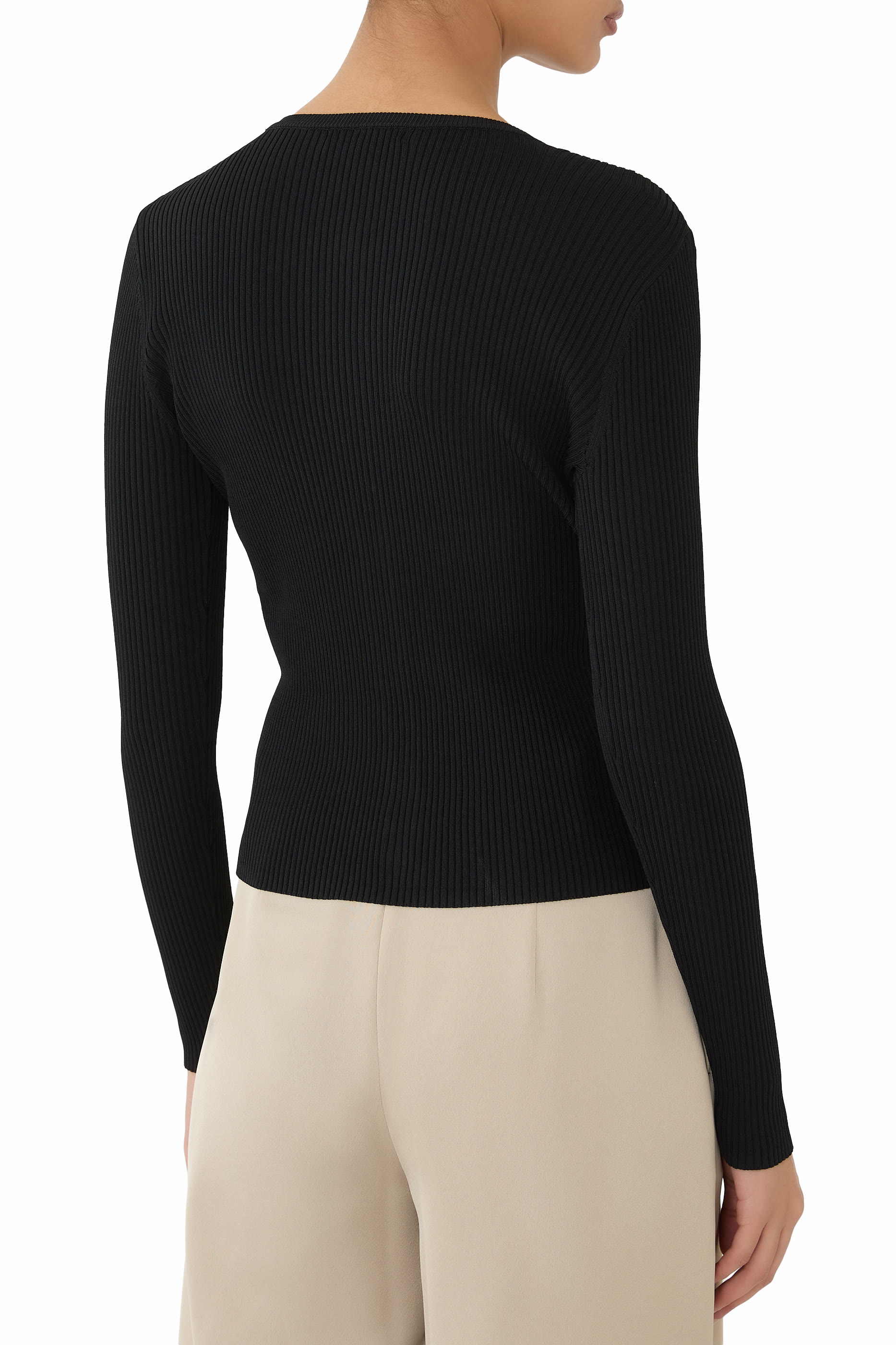 كارديجان بشعار الماركة