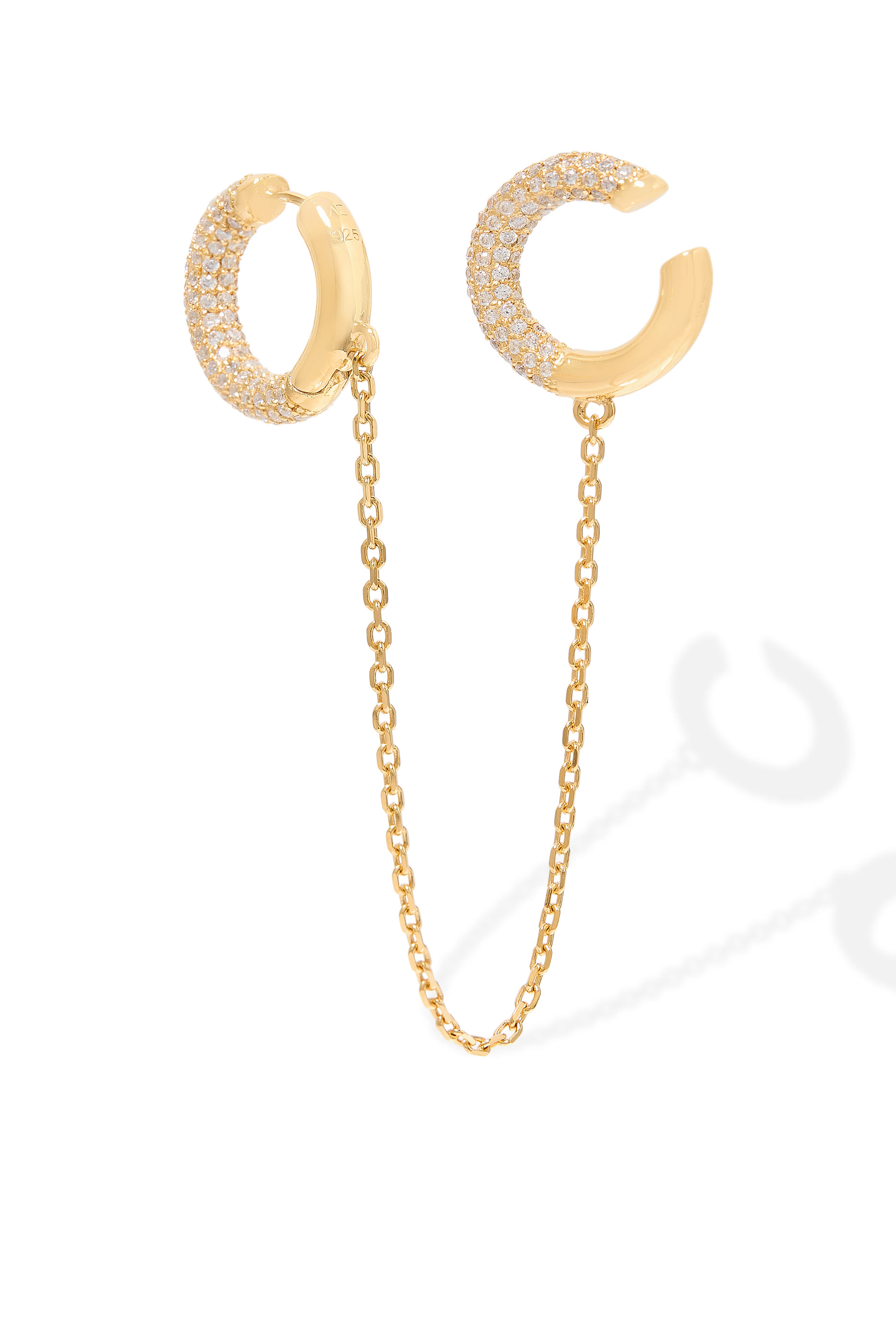 قرط صغير مفتوح مرصع بأحجار