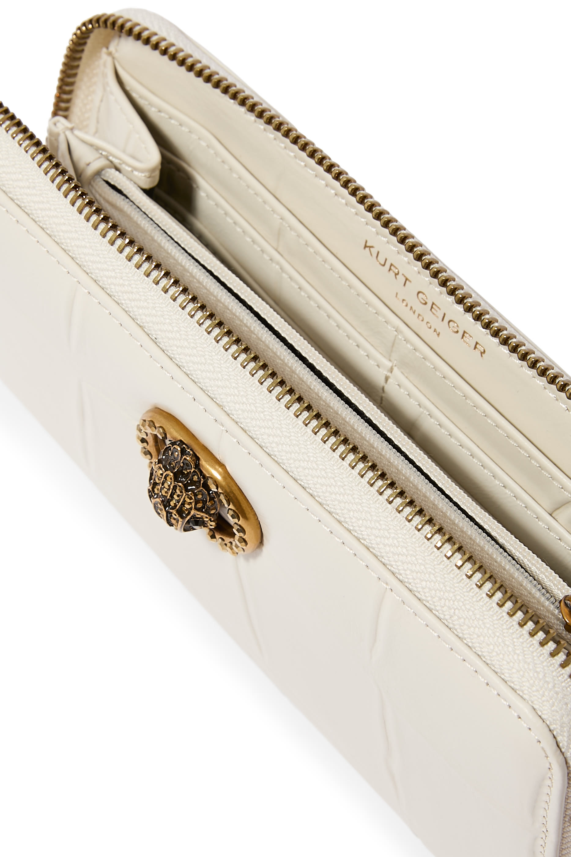 محفظة تشيلسي بسحاب محيط