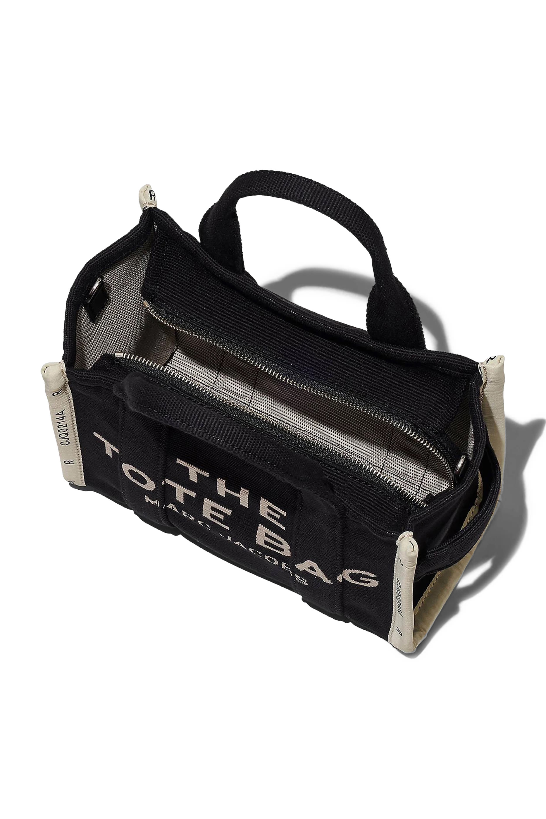 حقيبة يد صغيرة جاكار