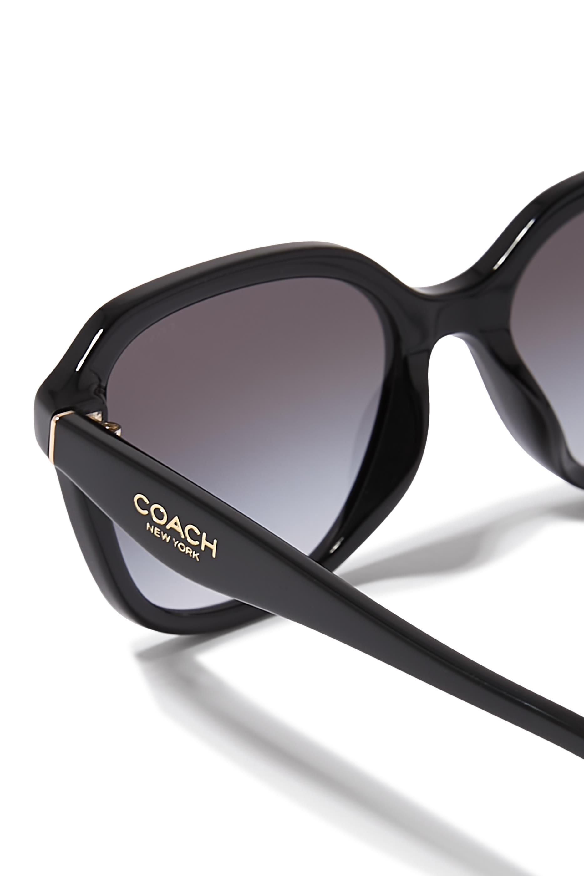 نظارة شمسية نيويورك بإطار مربع وذراع رفيعة