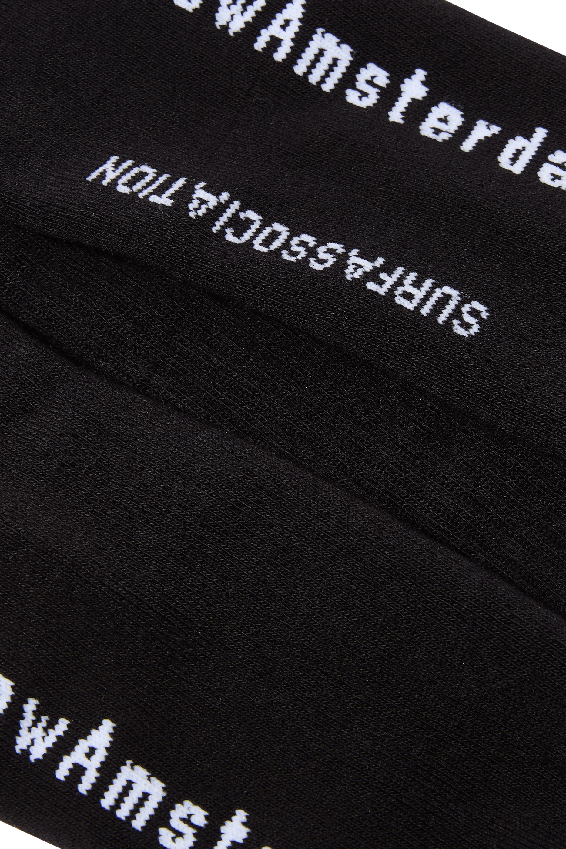 جوارب بشعار الماركة