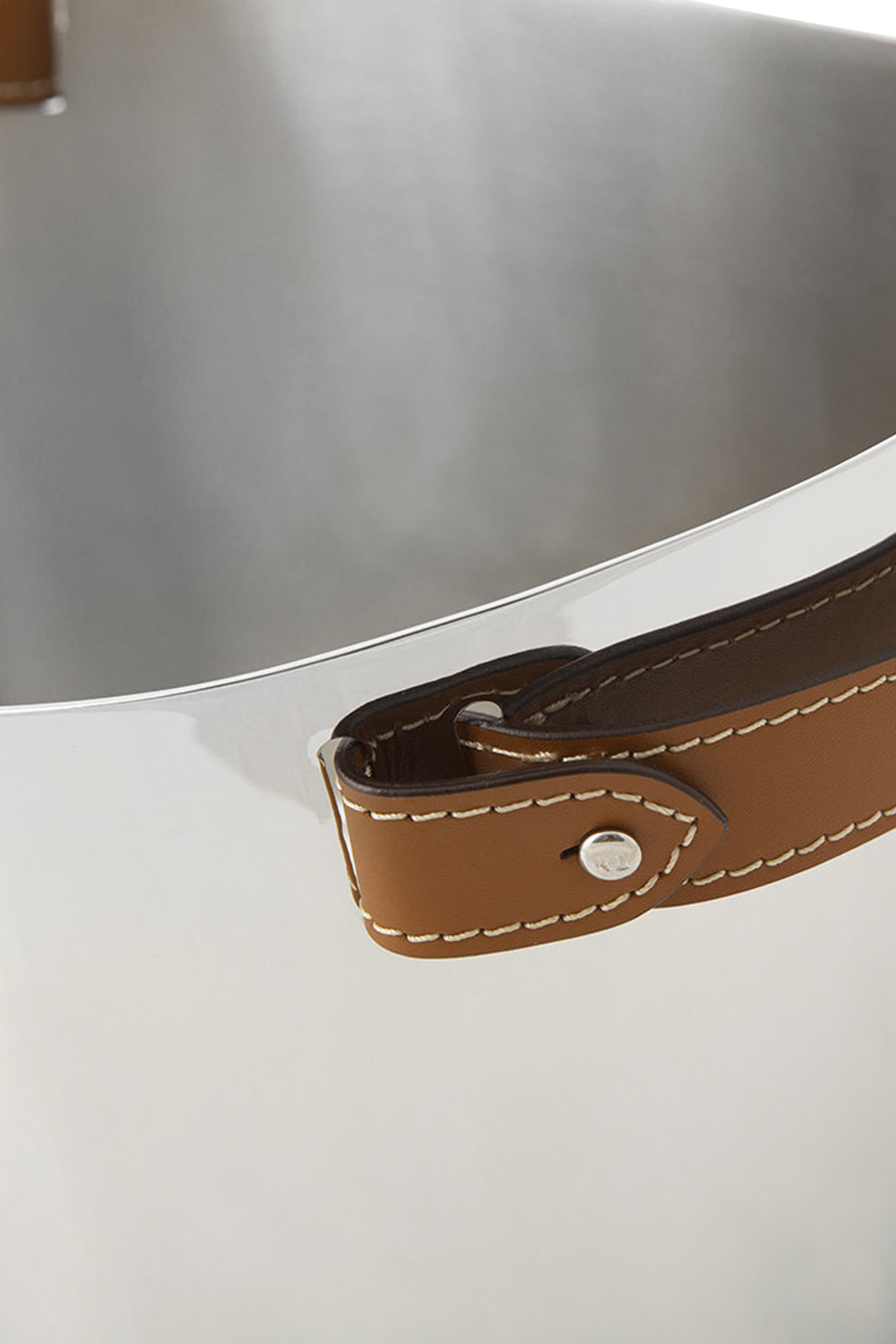 وعاء وايت مزدوج لتبريد المشروبات