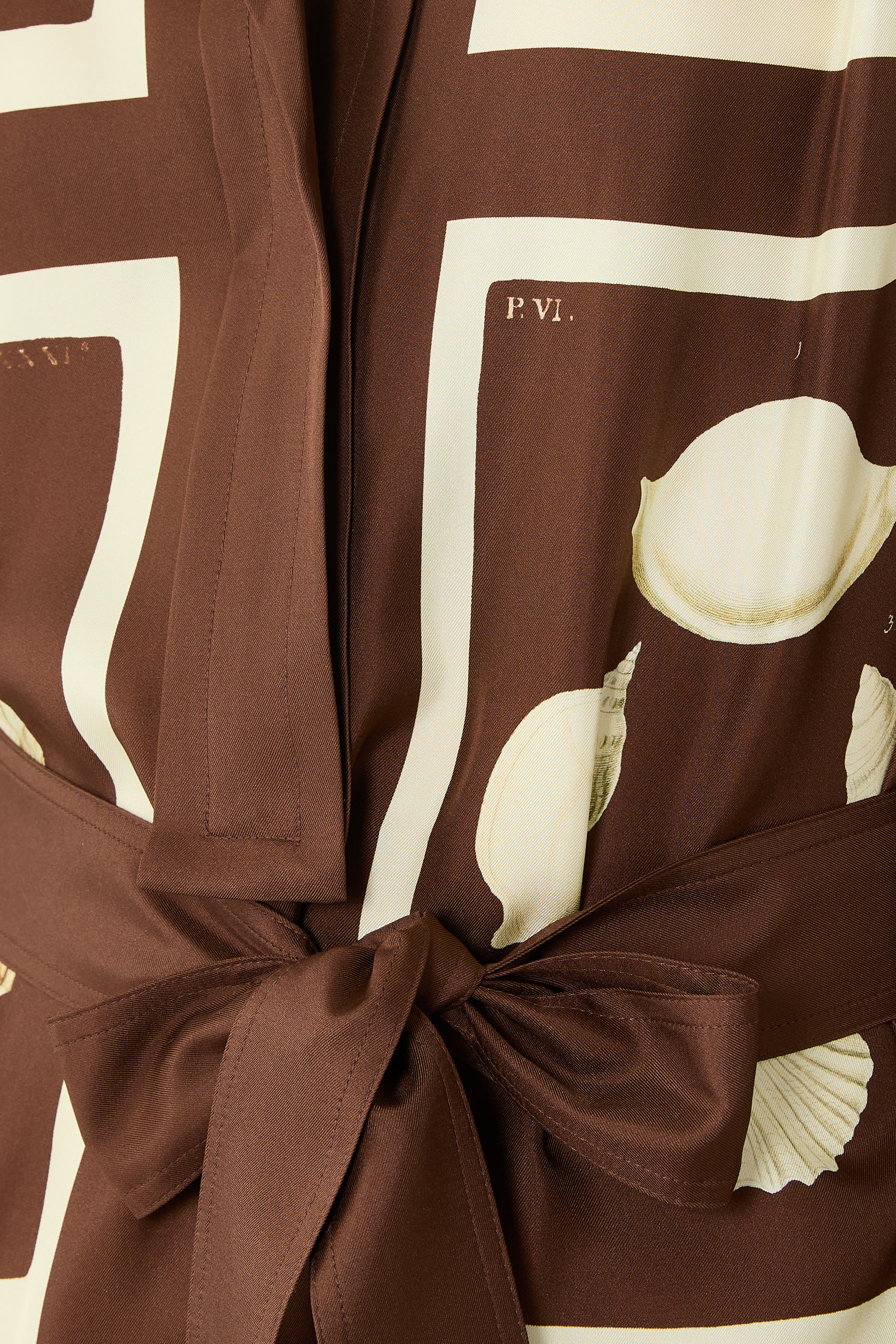 فستان تونيك بنقشة أصداف غرافيكية