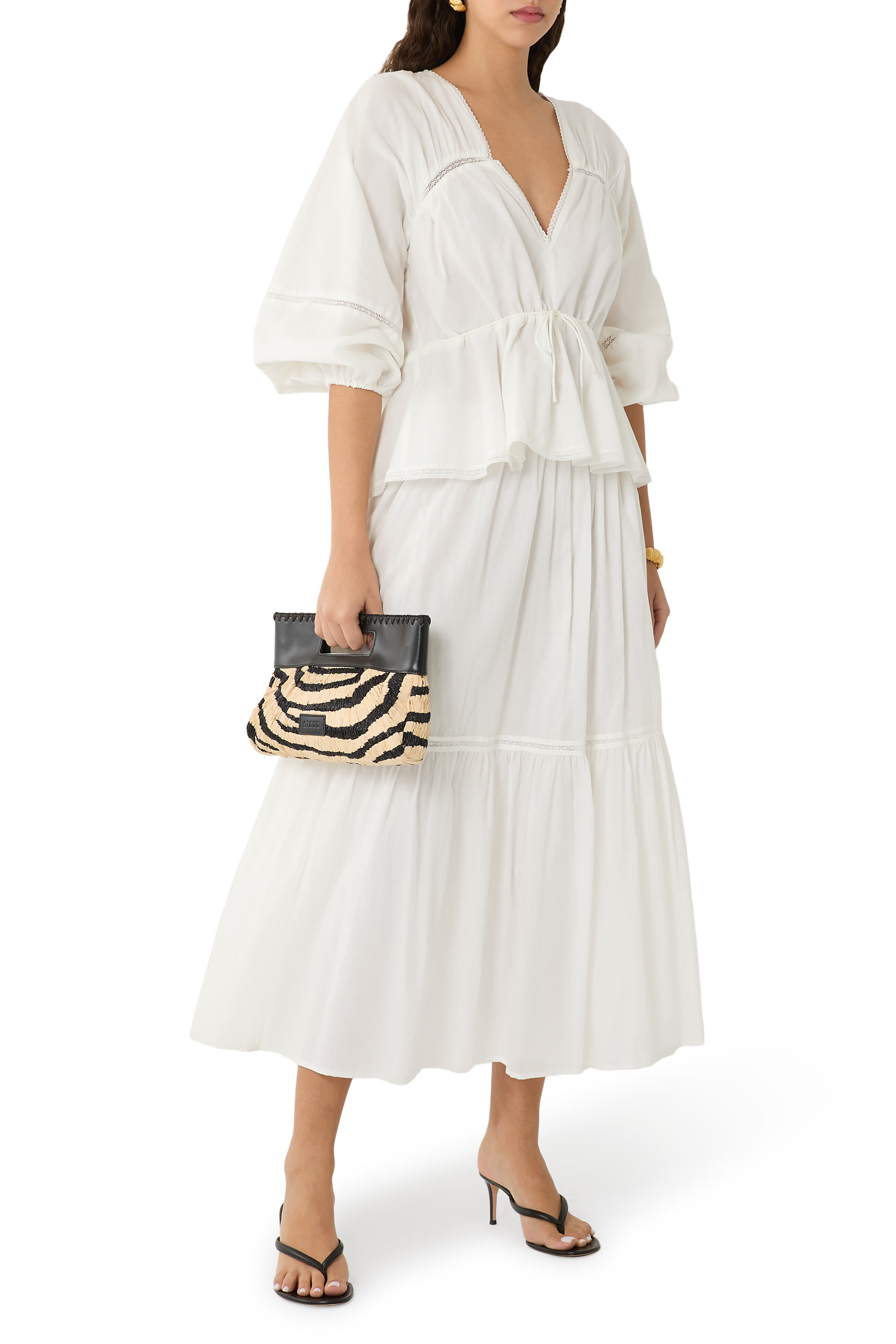 بلوزة ديكو بأكمام طويلة